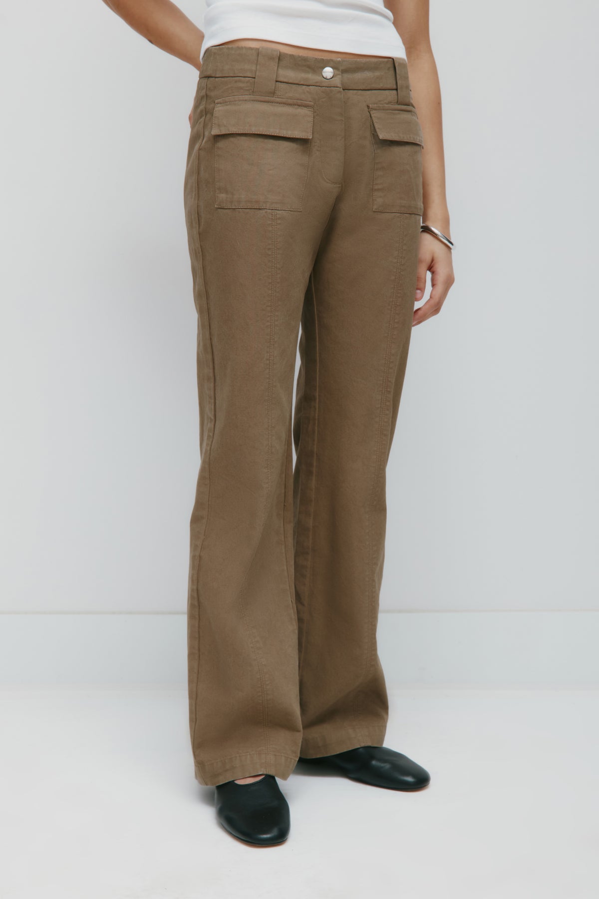 Women's Heka Pocket Trouser in Khaki Brown