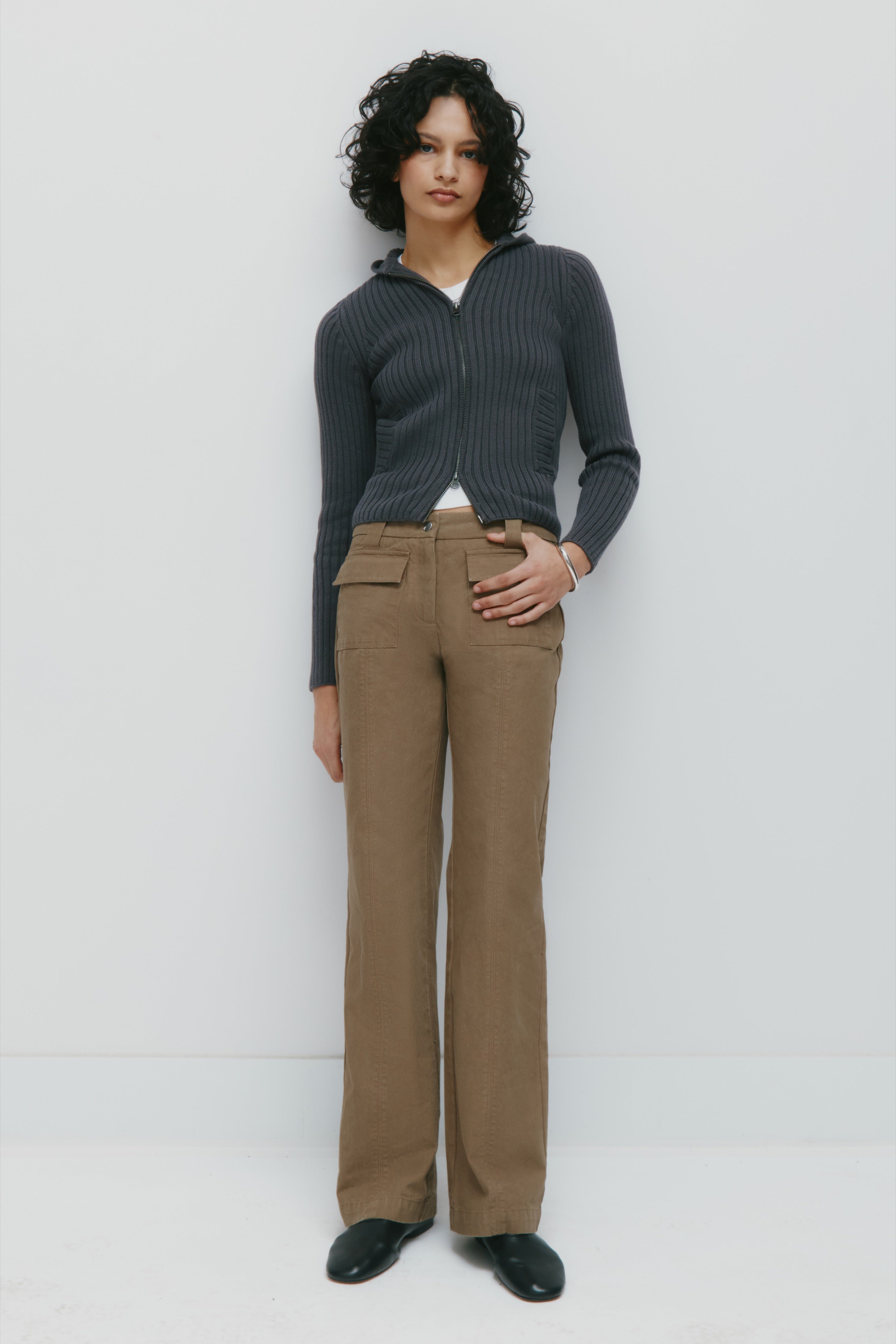 Pantalon à poches Heka pour femme en brun kaki