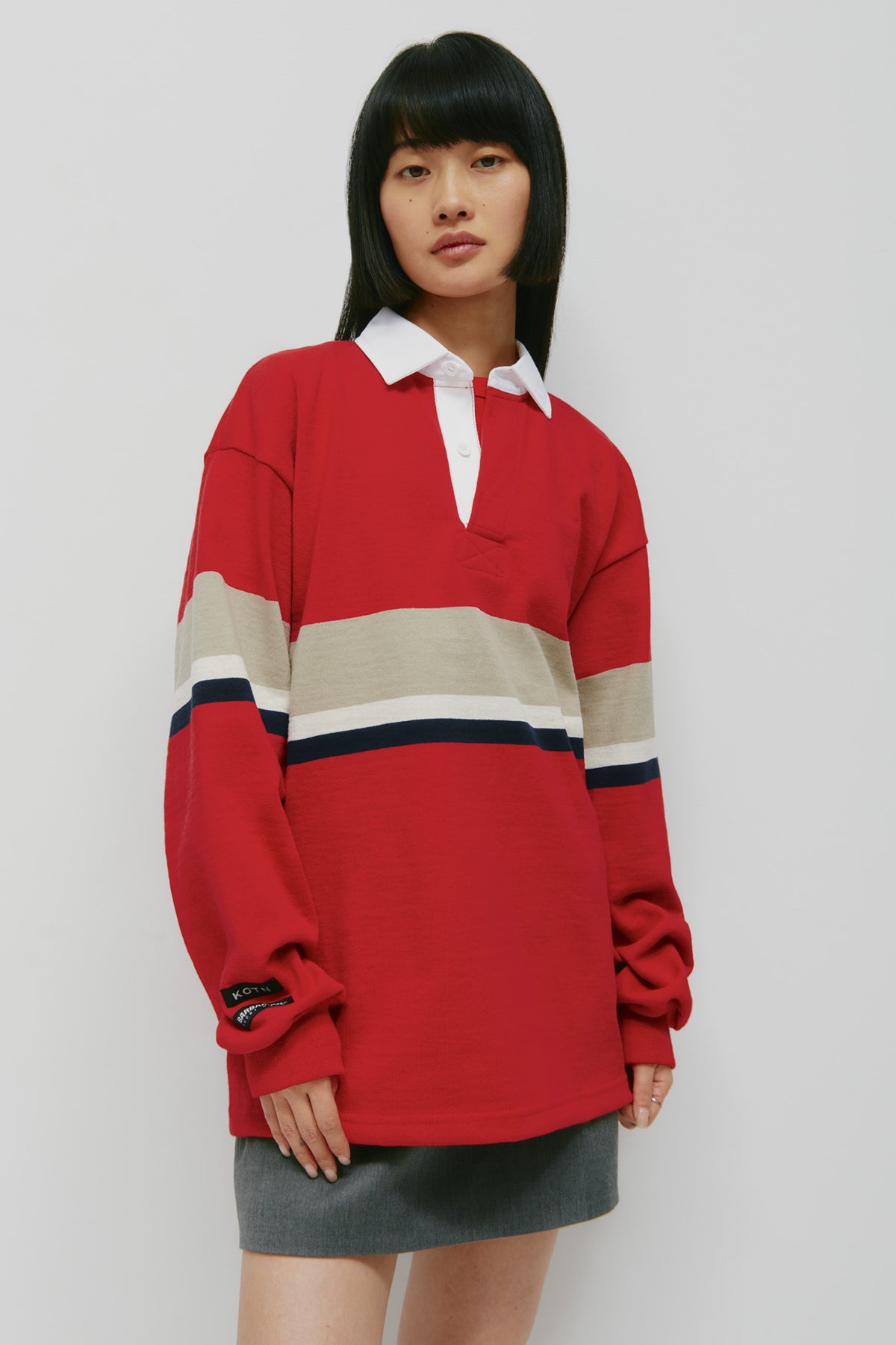 Model is 5’9” and is wearing a size S.