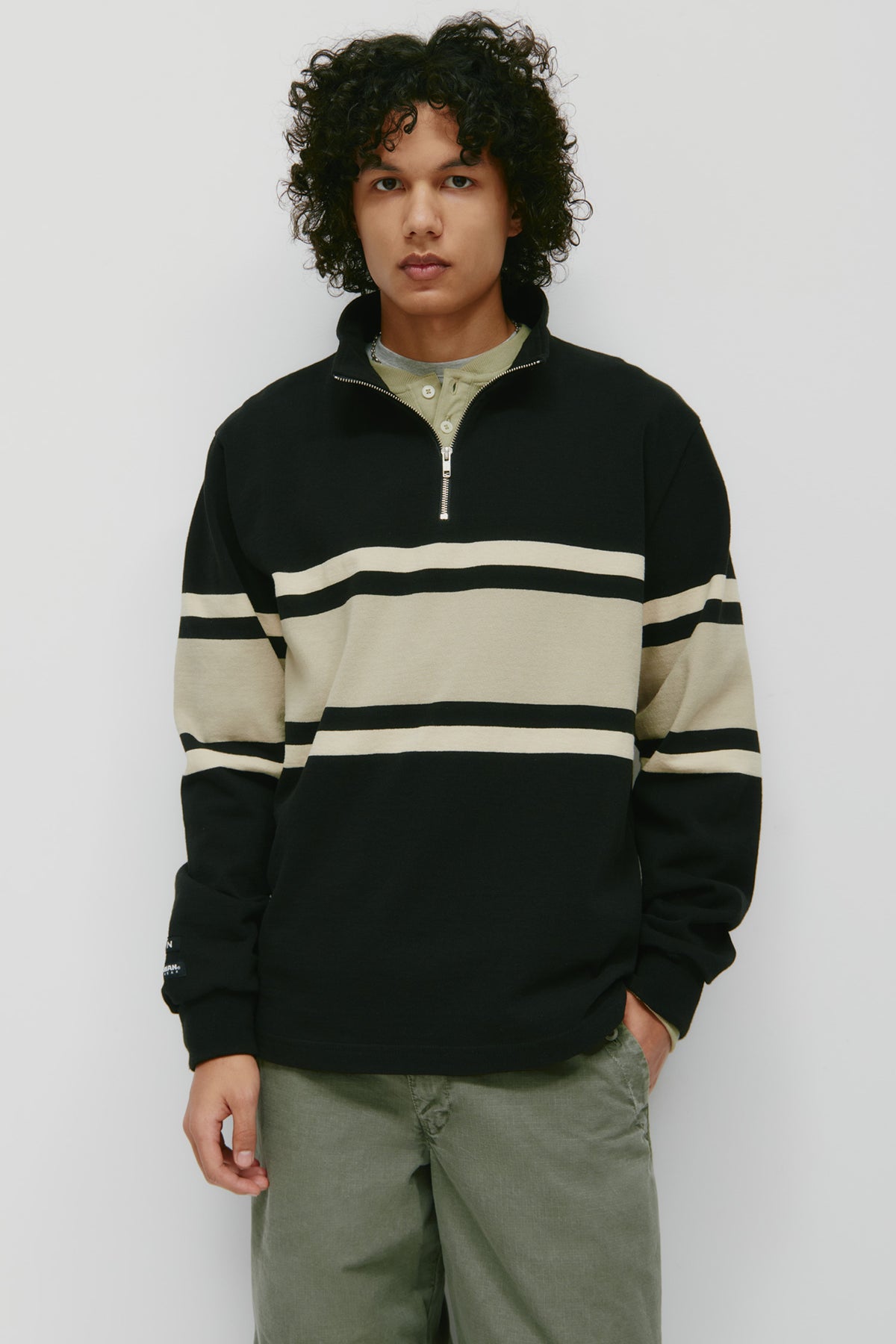 Model is 6’2” and is wearing a size L.