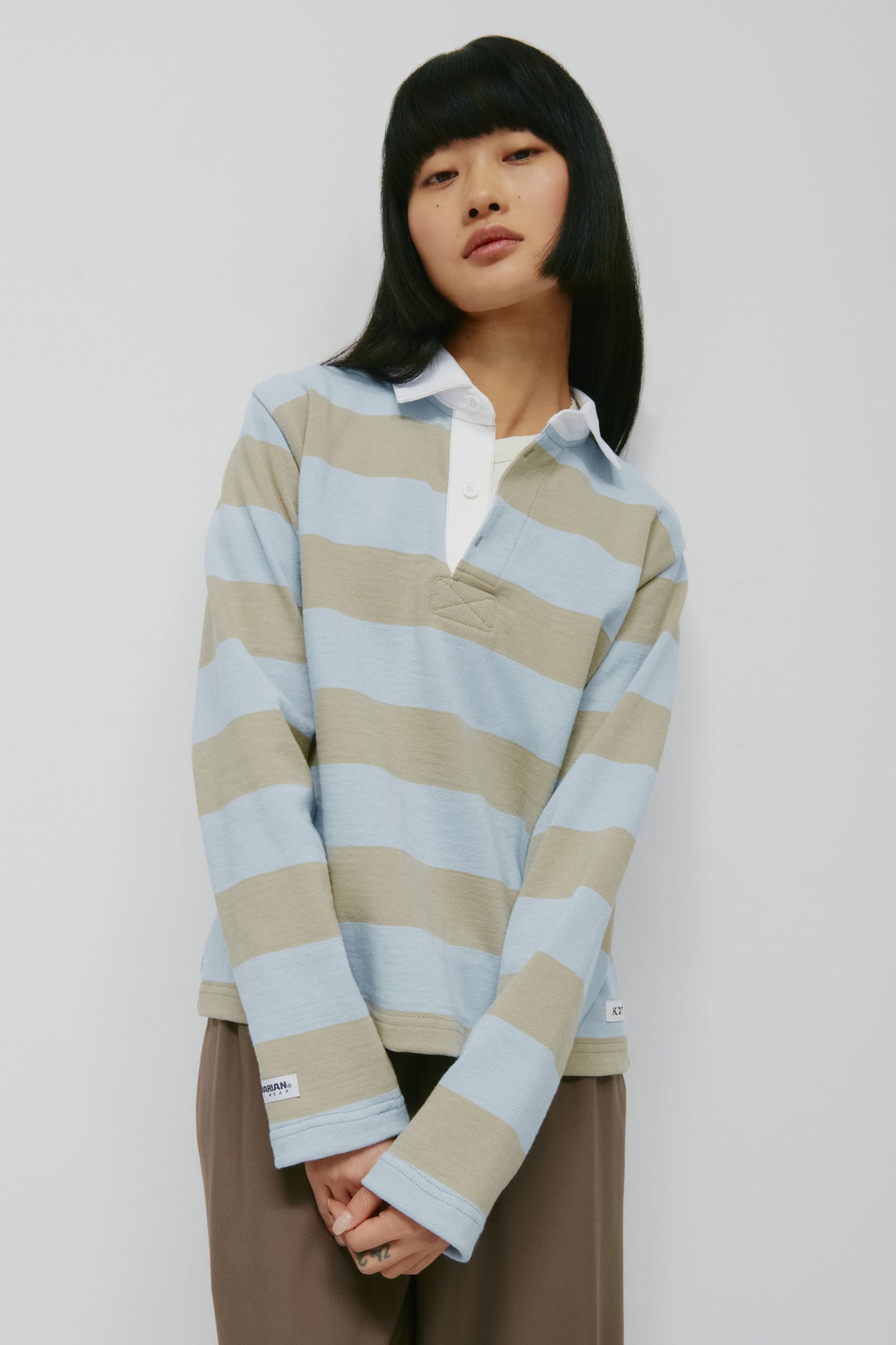 Model is 5’9” and is wearing a size S.
