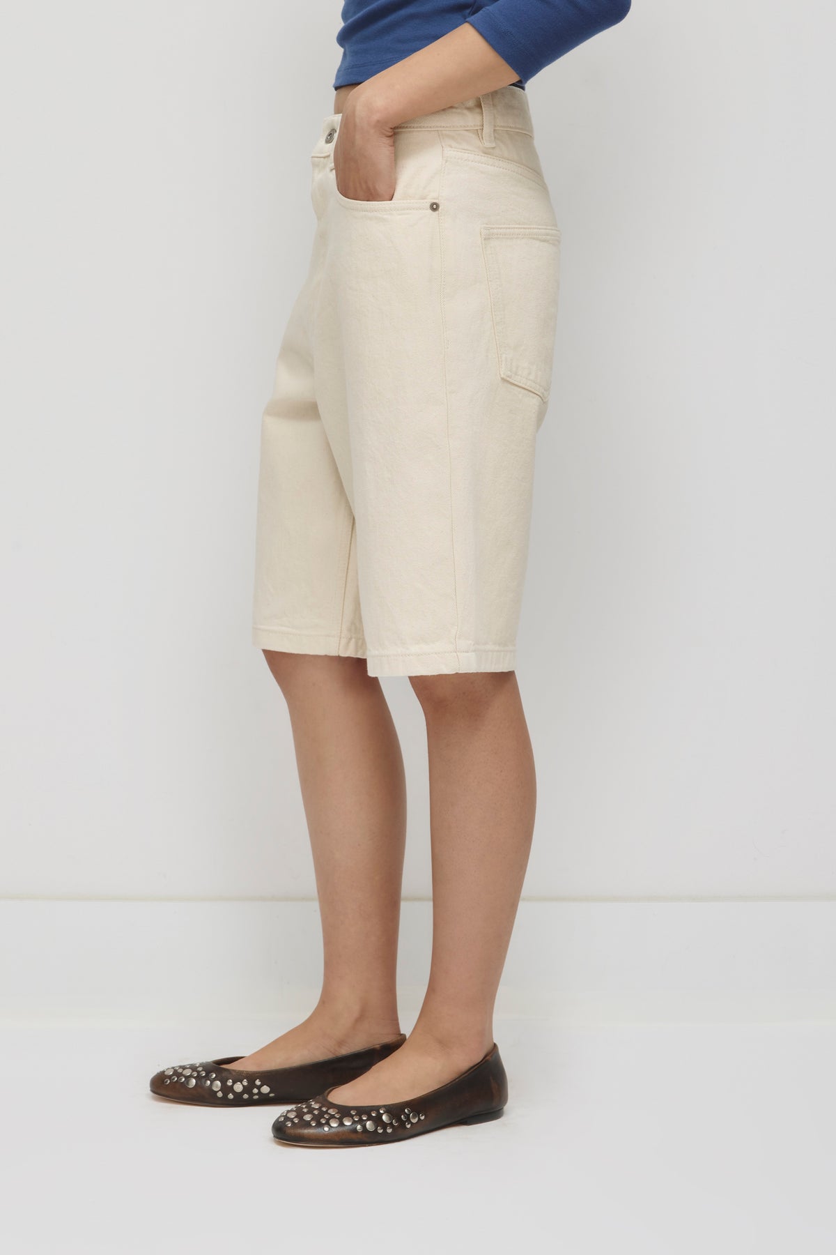 Antifit Denim Shorts in Natural