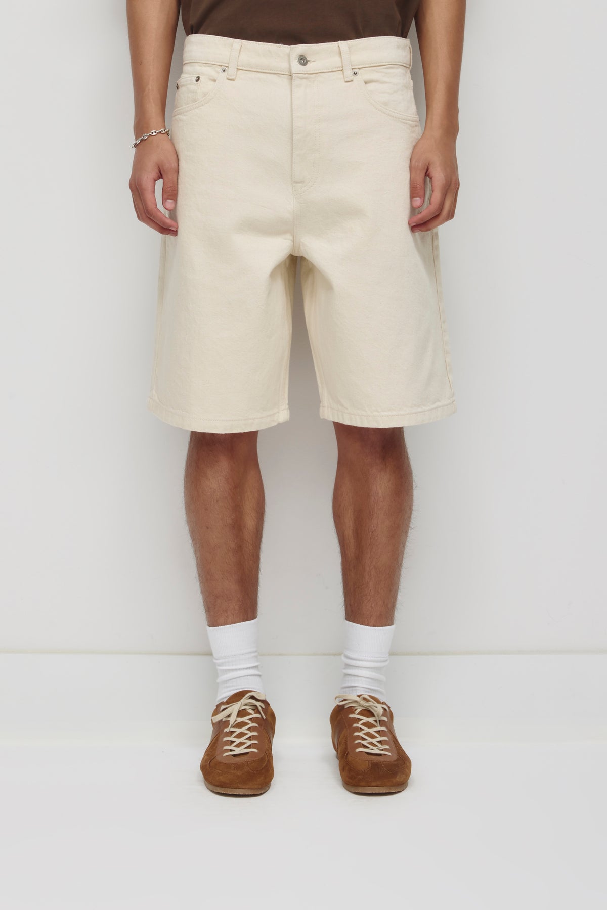 Antifit Denim Shorts in Natural