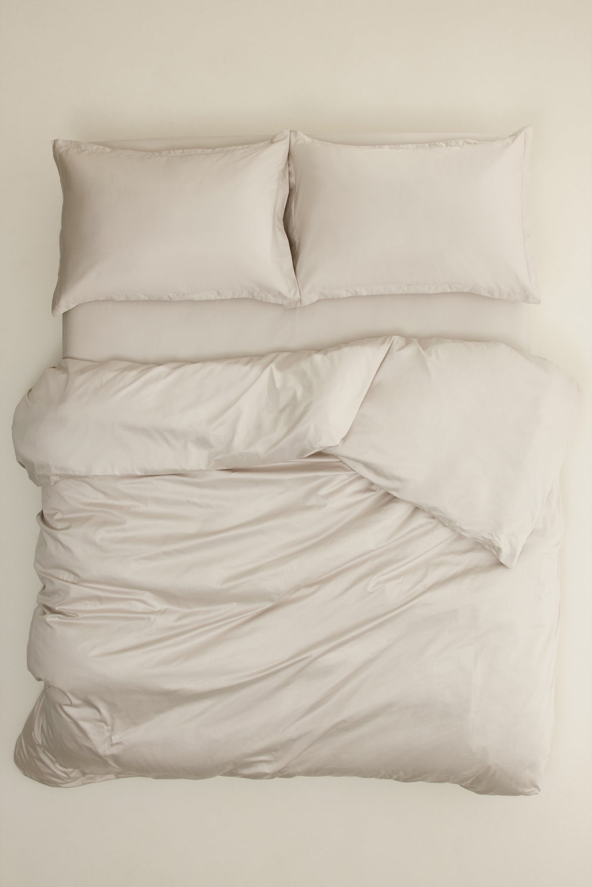 Duvet Cover and Sham Set in Aluminum