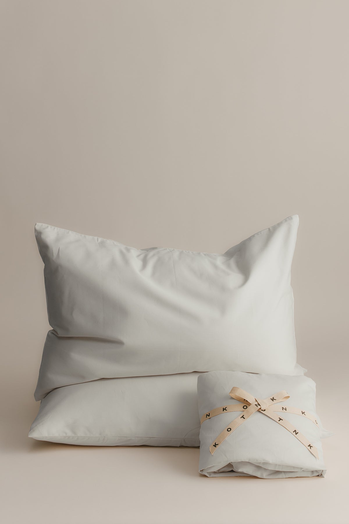 Fitted Sheet and Pillowcase Set in White
