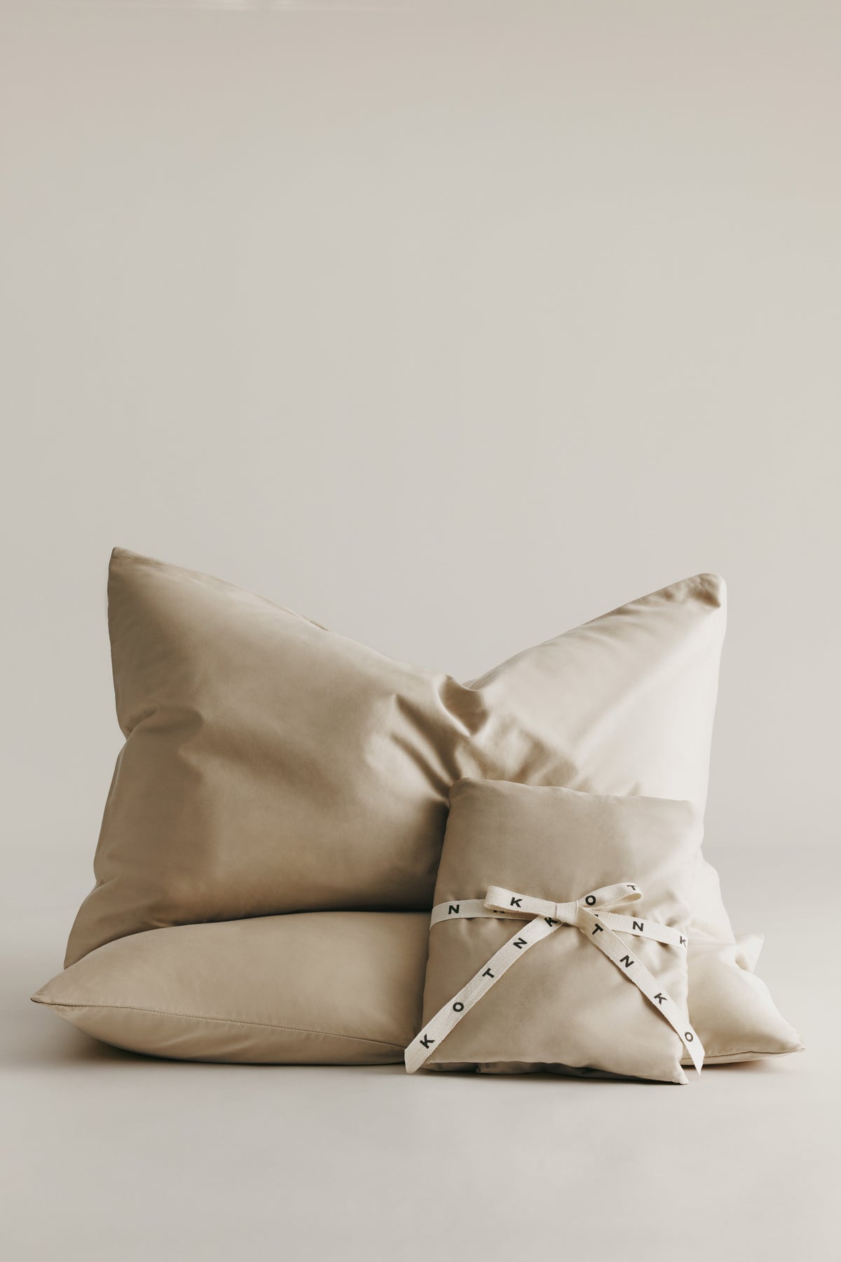 Fitted Sheet and Pillowcase Set in Cashmere