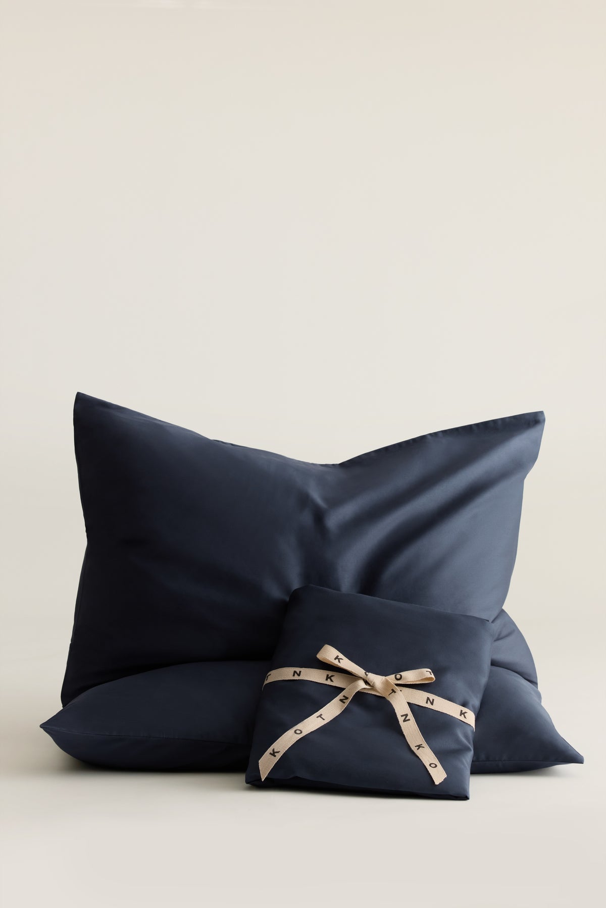 Fitted Sheet and Pillowcase Set in Dark Slate