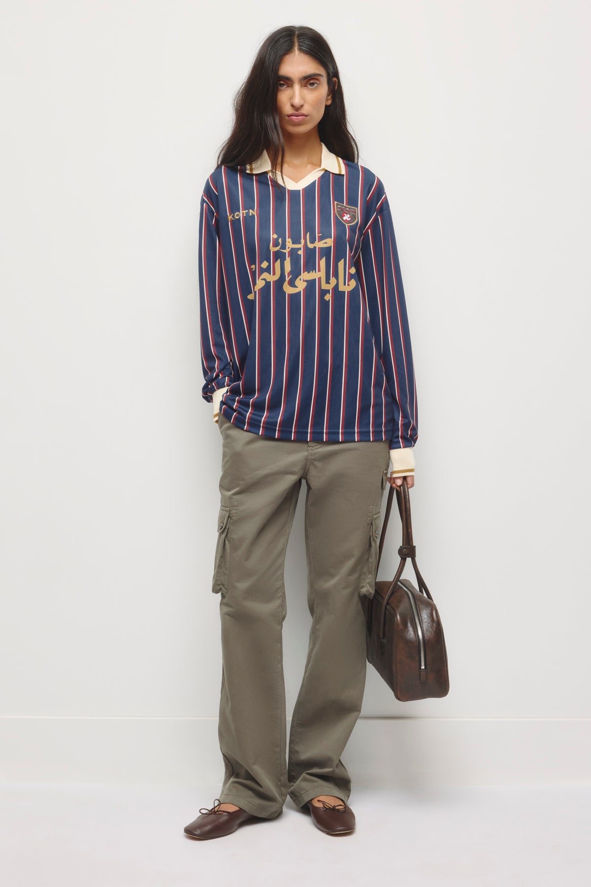 Model is 5’10" and wearing a size XS.