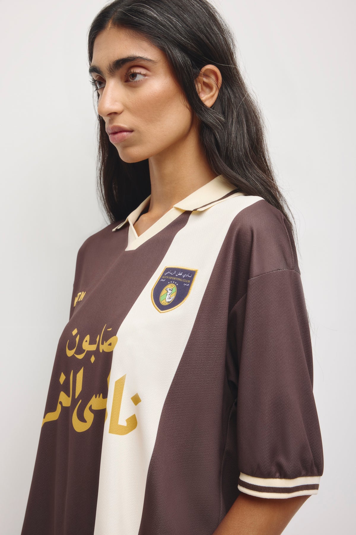 Kotn Short Sleeve Soccer Jersey in Espresso/Birch