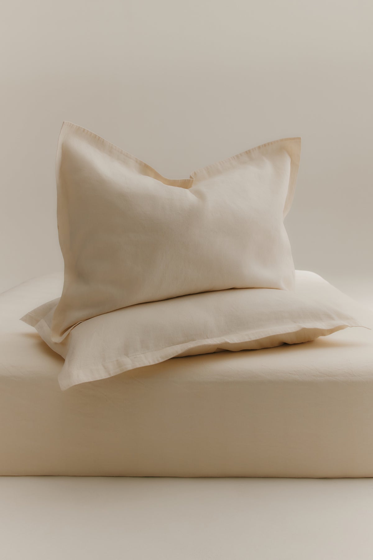 Linen Duvet Cover and Pillow Sham Set in Natural