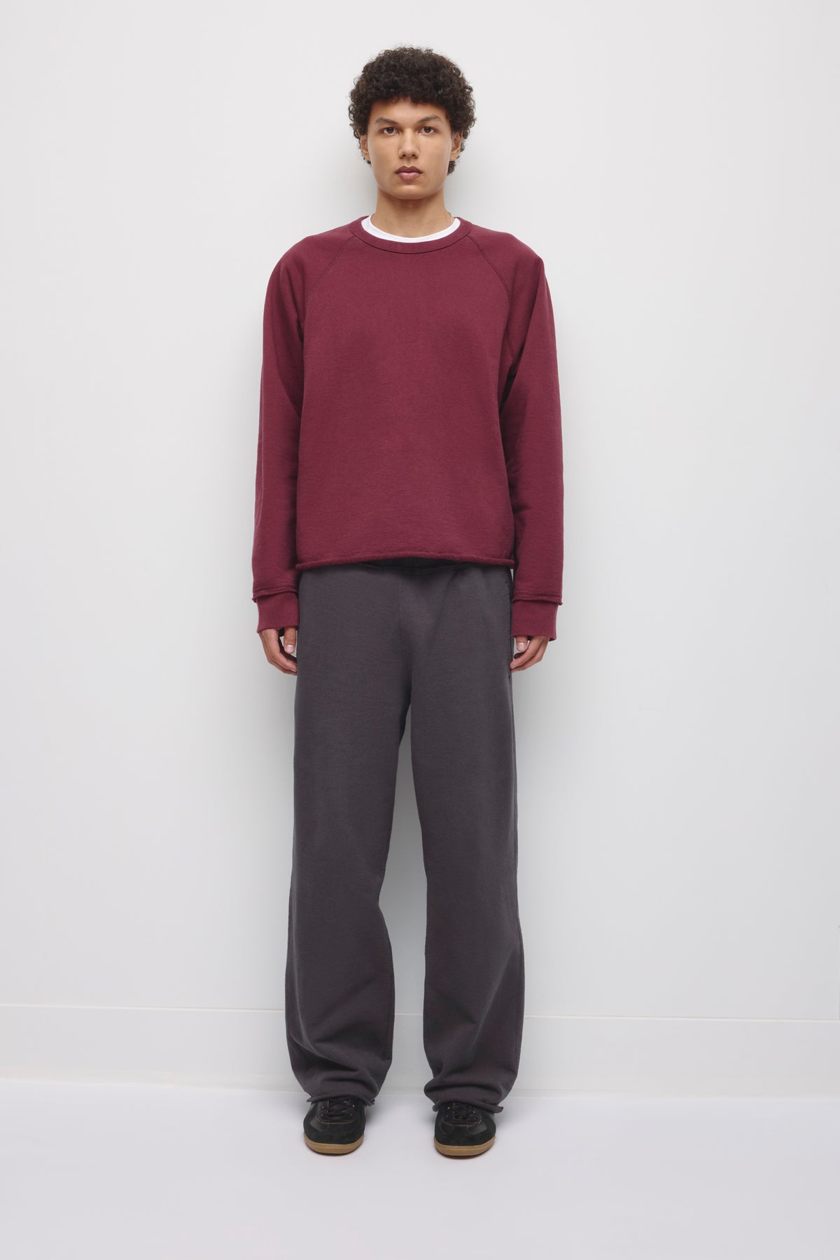Men's Asr Cut-off Crewneck in Tawny Port
