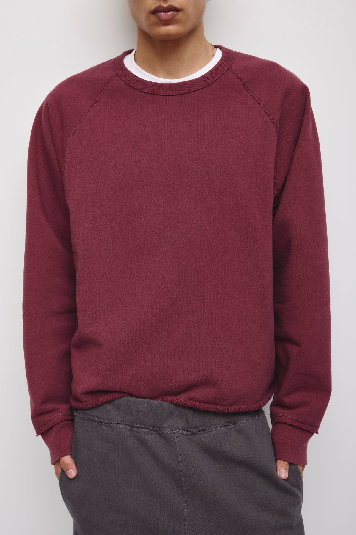 Men's Asr Cut-off Crewneck in Tawny Port