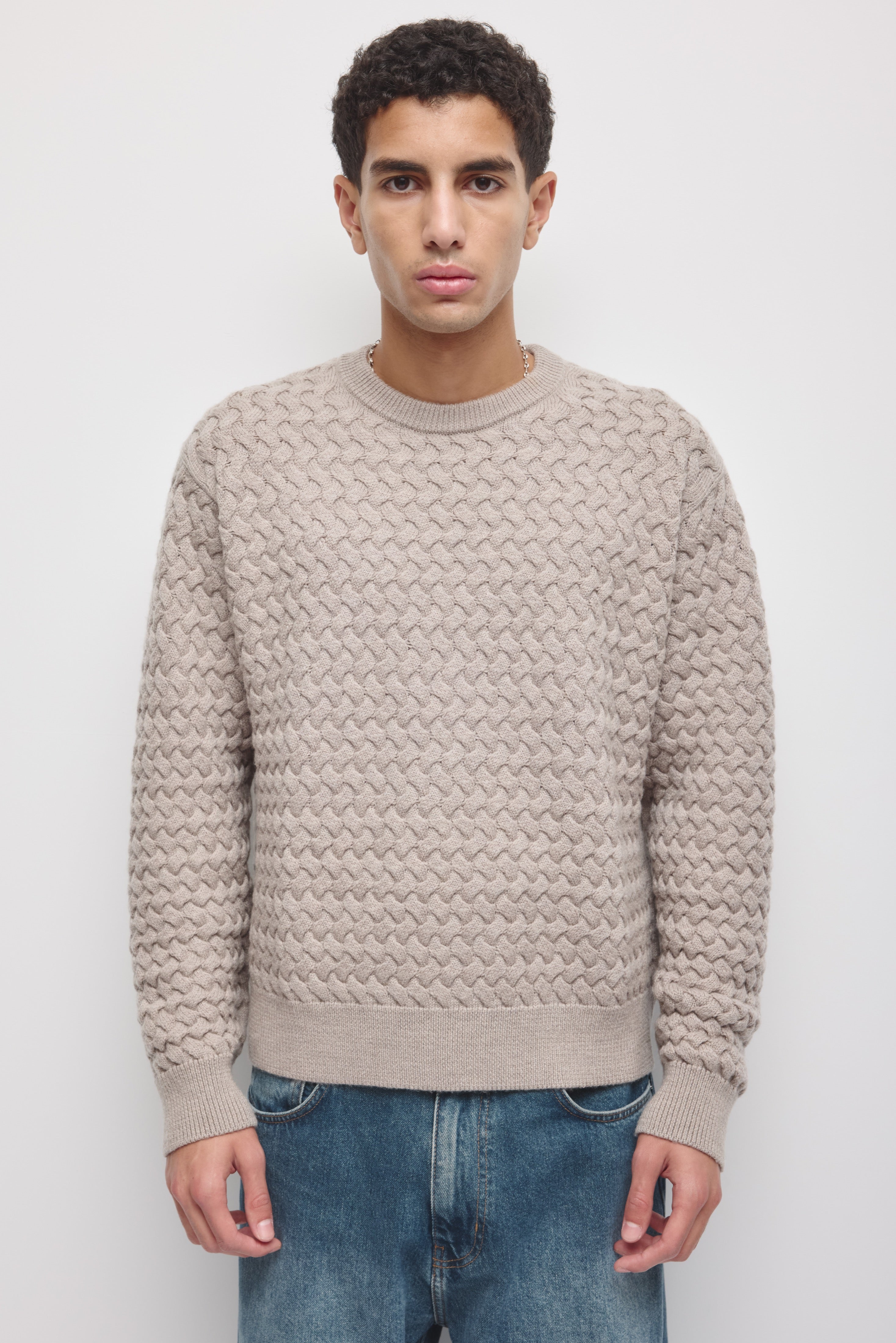 Pull point de vannerie pour homme en teck