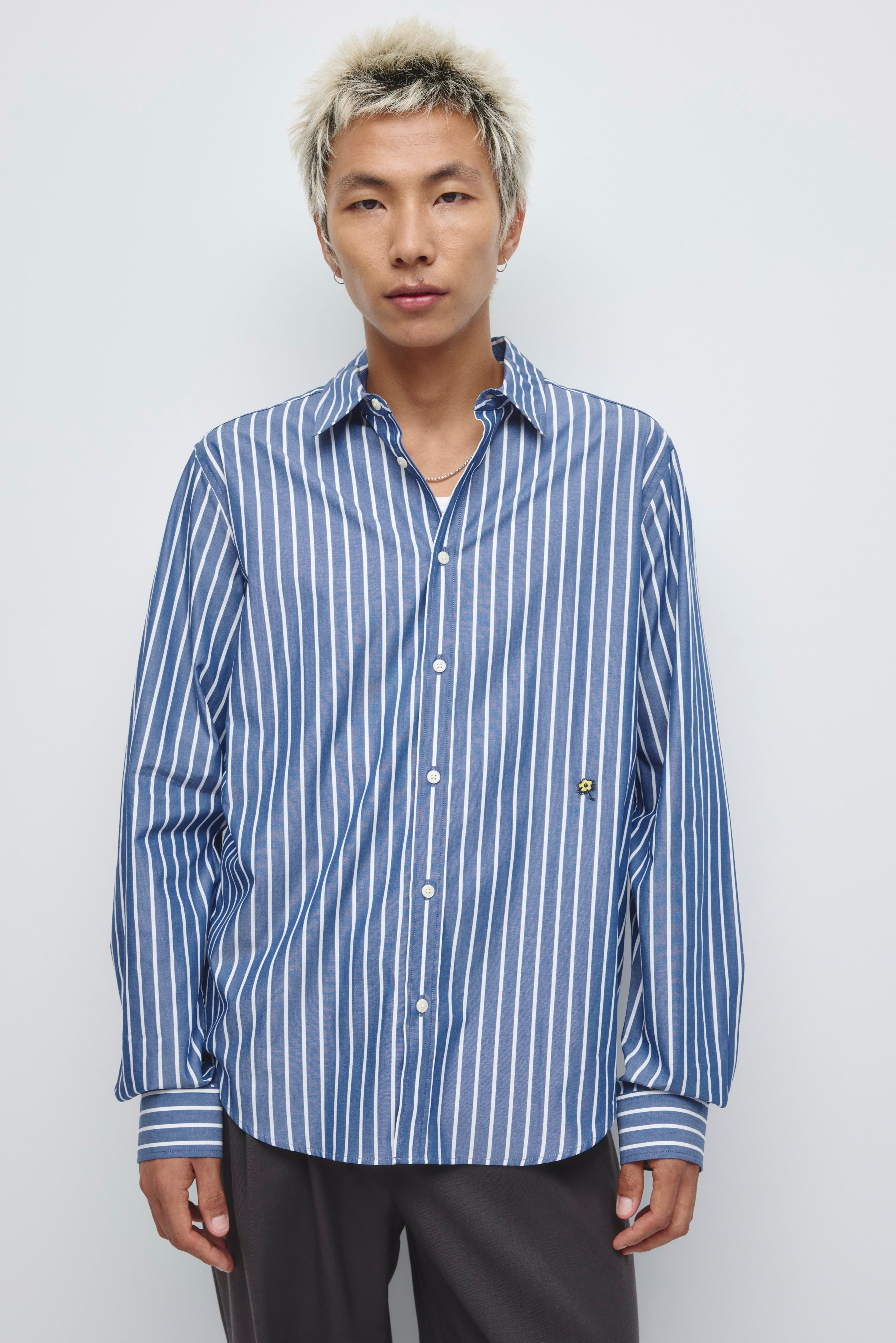 Chemise à rayures classique pour hommes en rayure marine