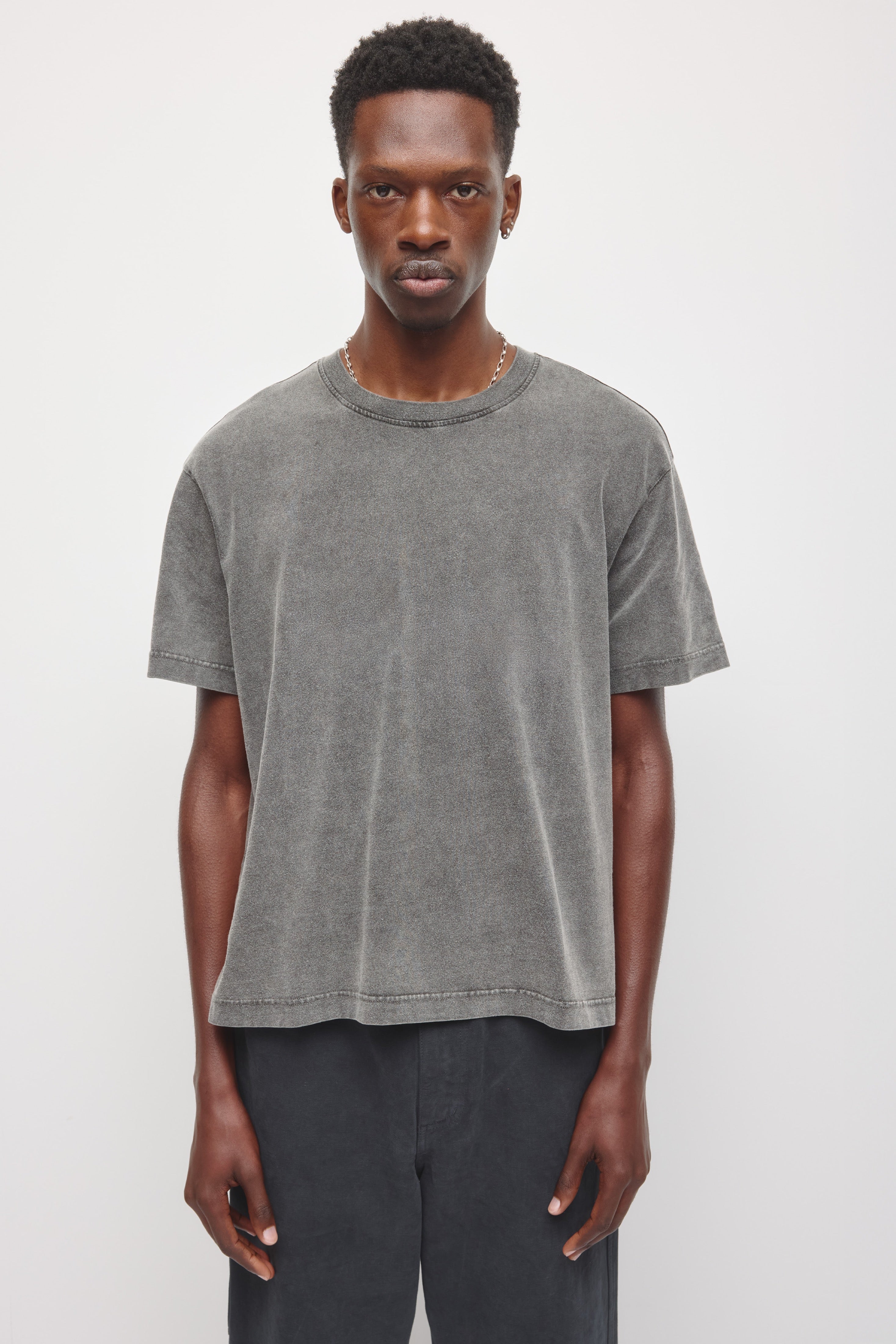 Men's Fade Out Crew  in Almost Black