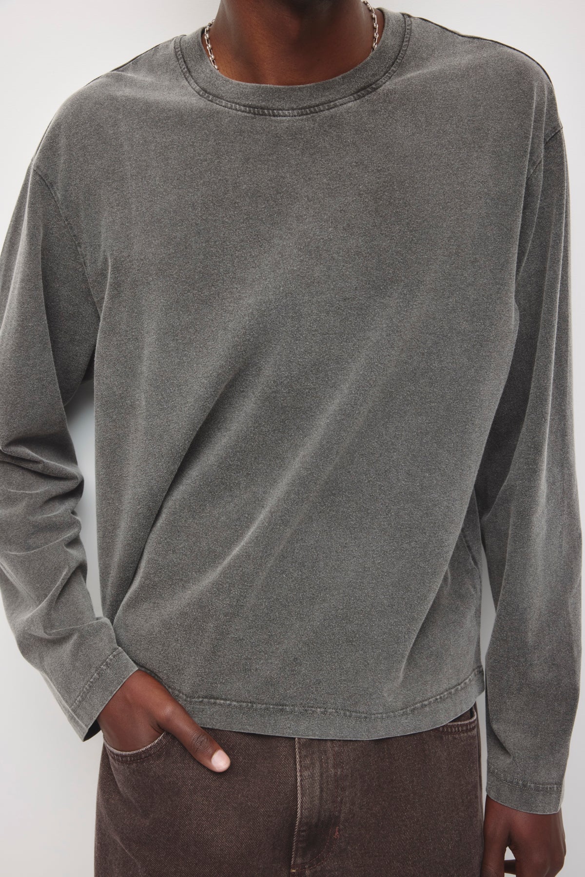 Men's Fade Out Longsleeve in Almost Black