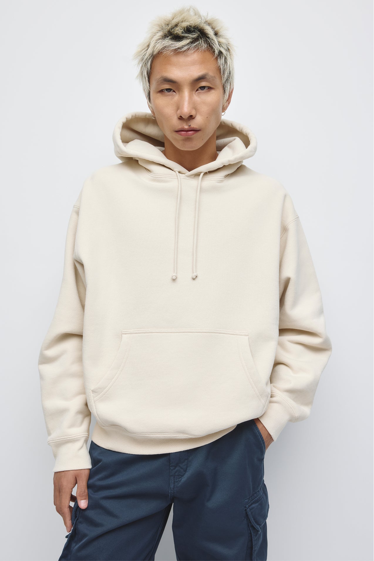 Sweat à capuche épais pour homme en crème
