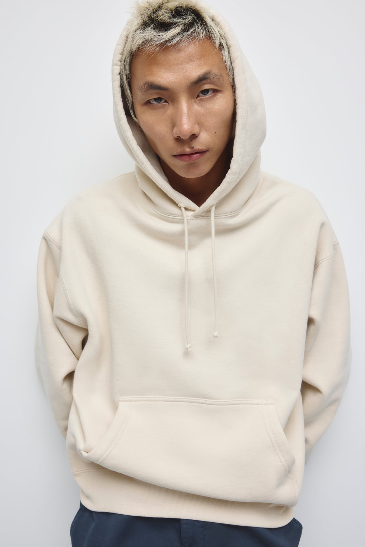 Sweat à capuche épais pour homme en crème