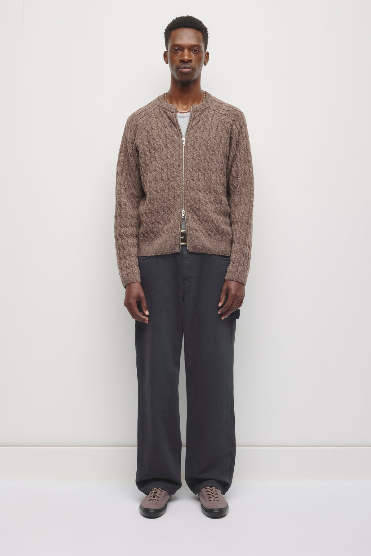 Model is 6'2 and is wearing size 32.