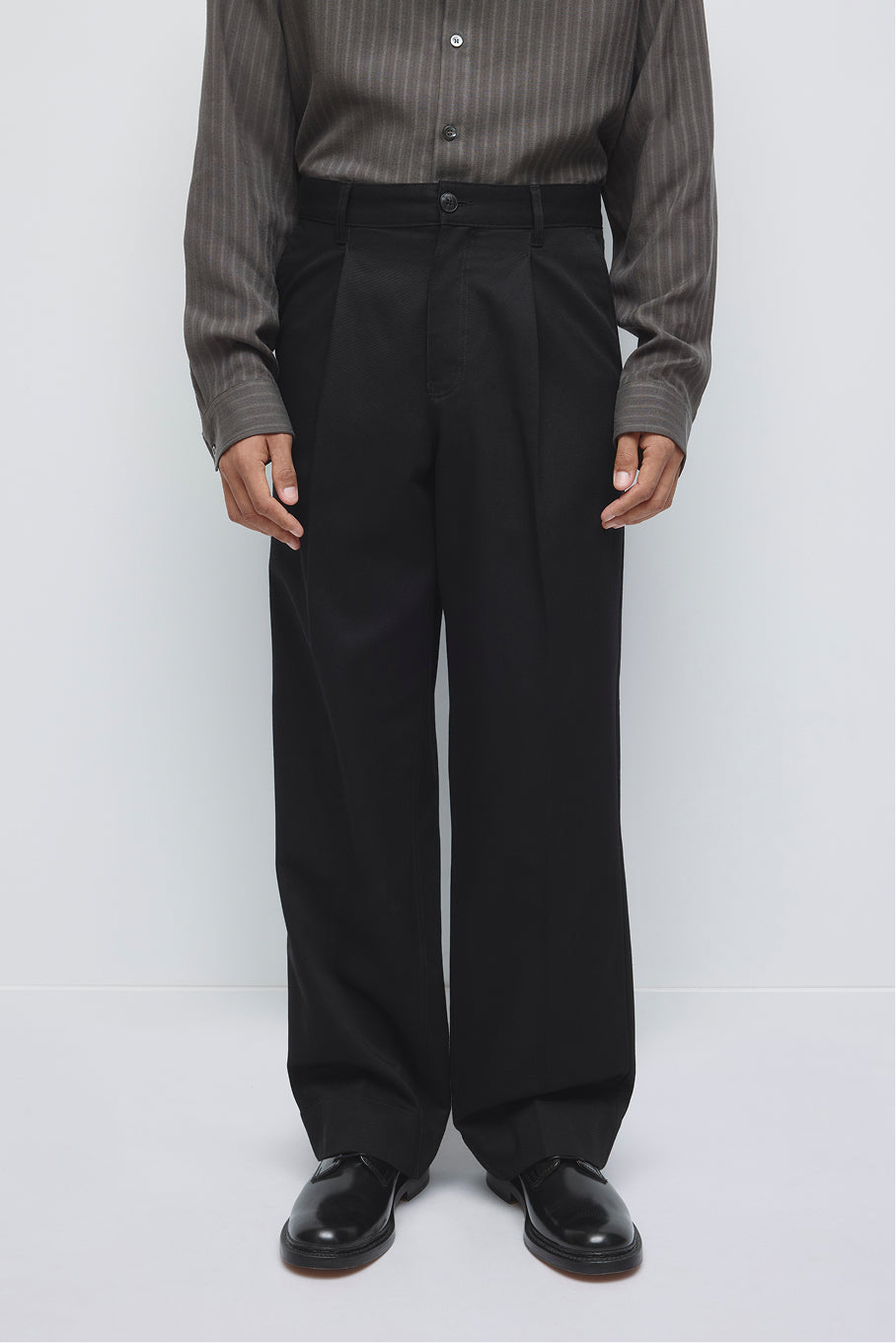 Men's Nilus Trouser in Black