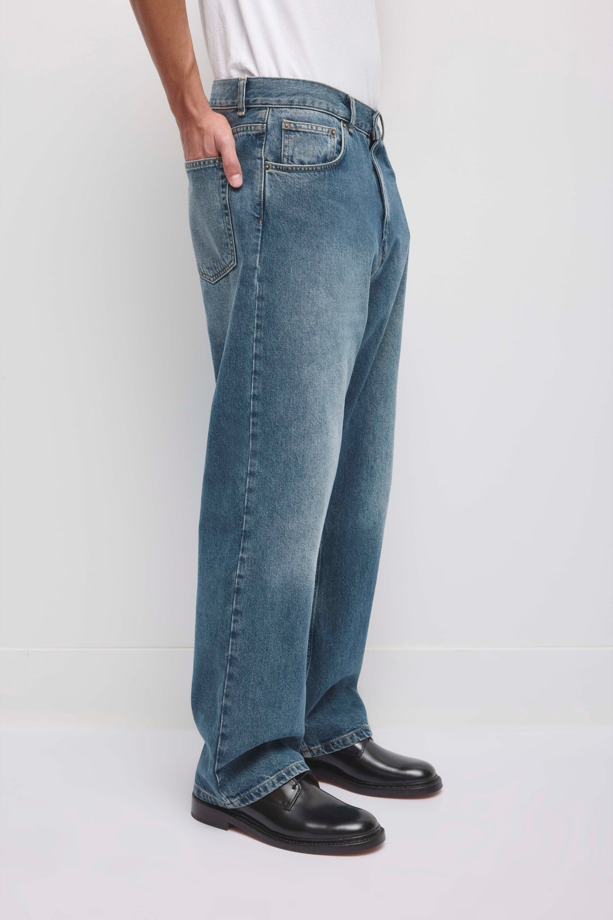 Men's Rahil Denim in Vintage Wash