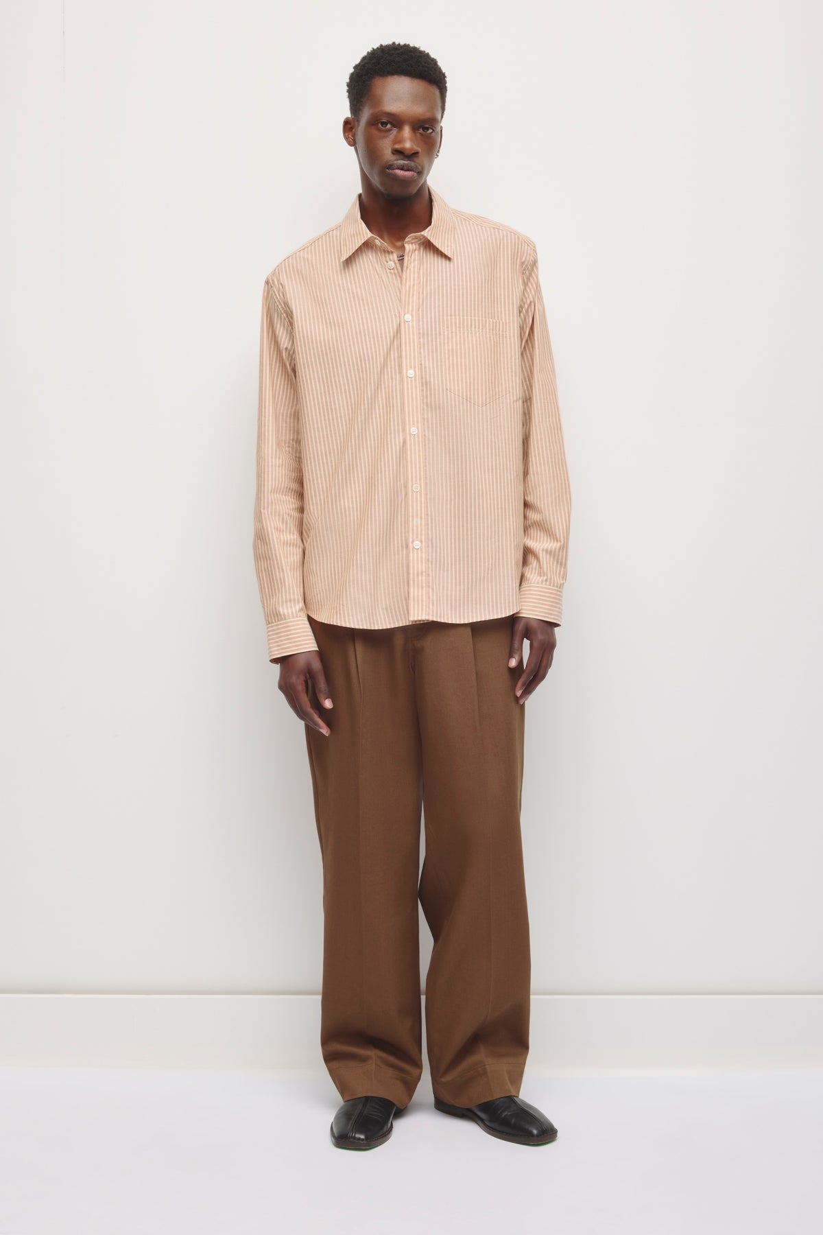 Chemise Rayée Coupe Décontractée Homme en rayures acajou/crème brûlée