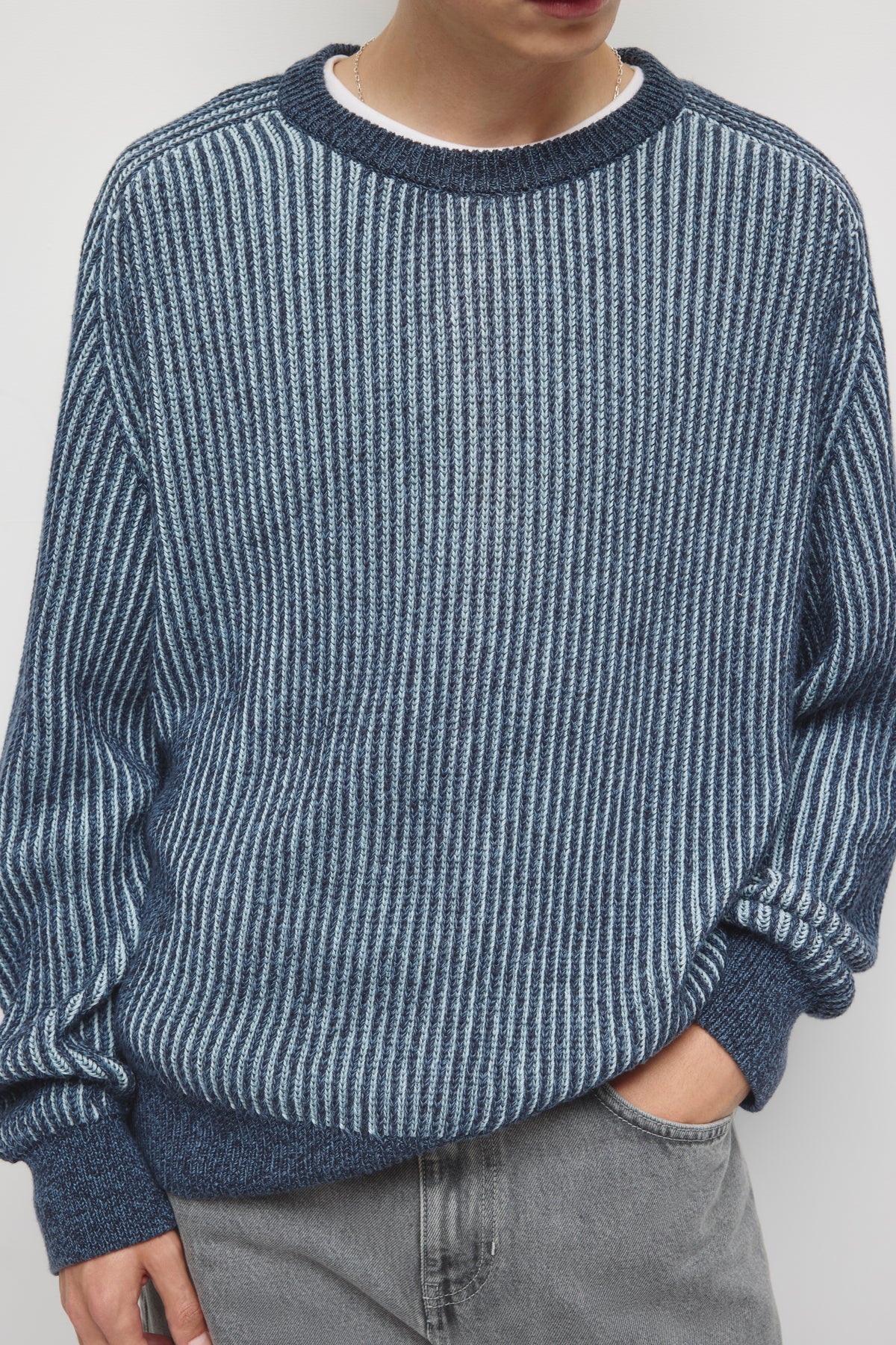 Men's Rib Crewneck Sweater in Pitch Navy/Winter Sky