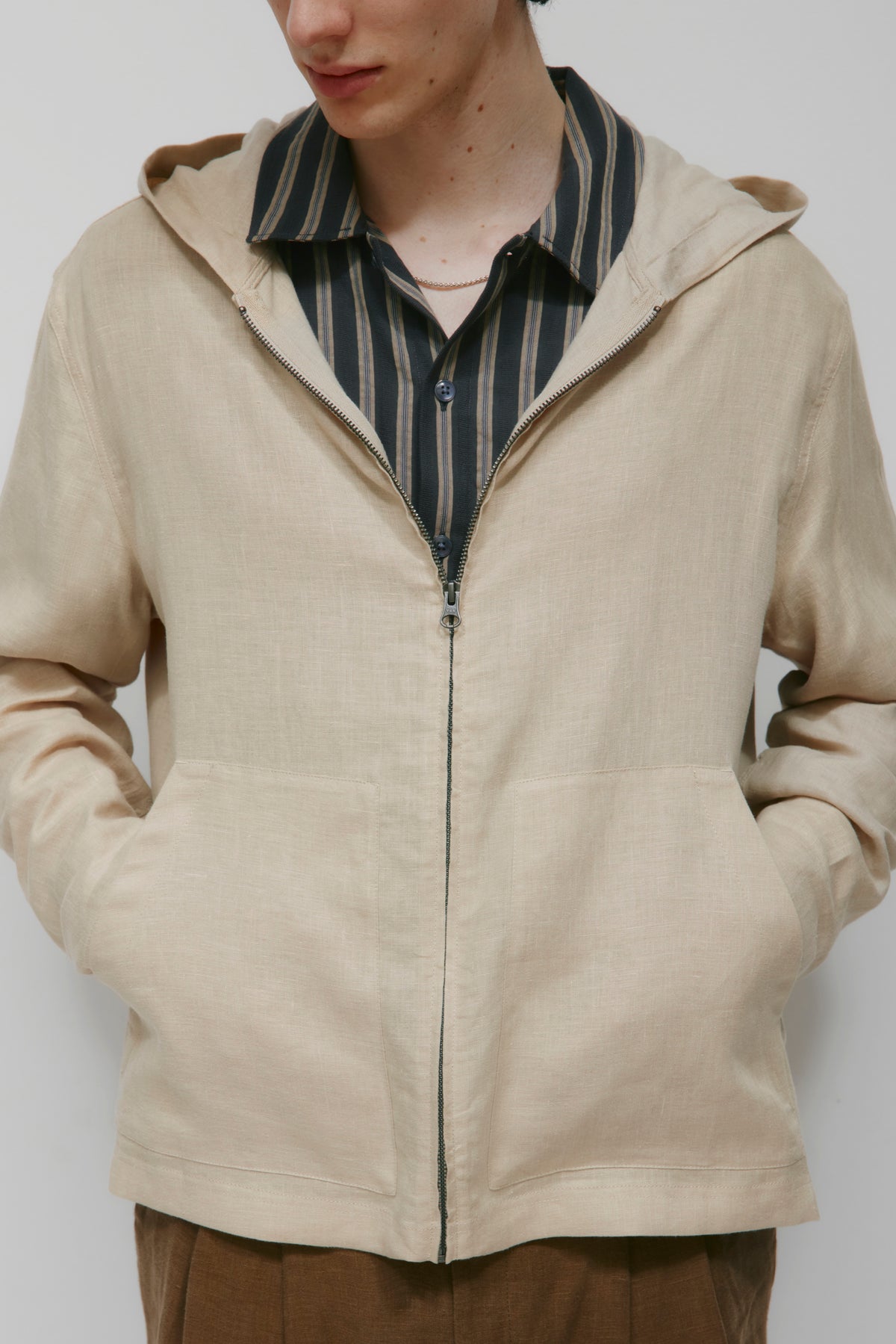 Men's Sila Linen Hoodie in Stone