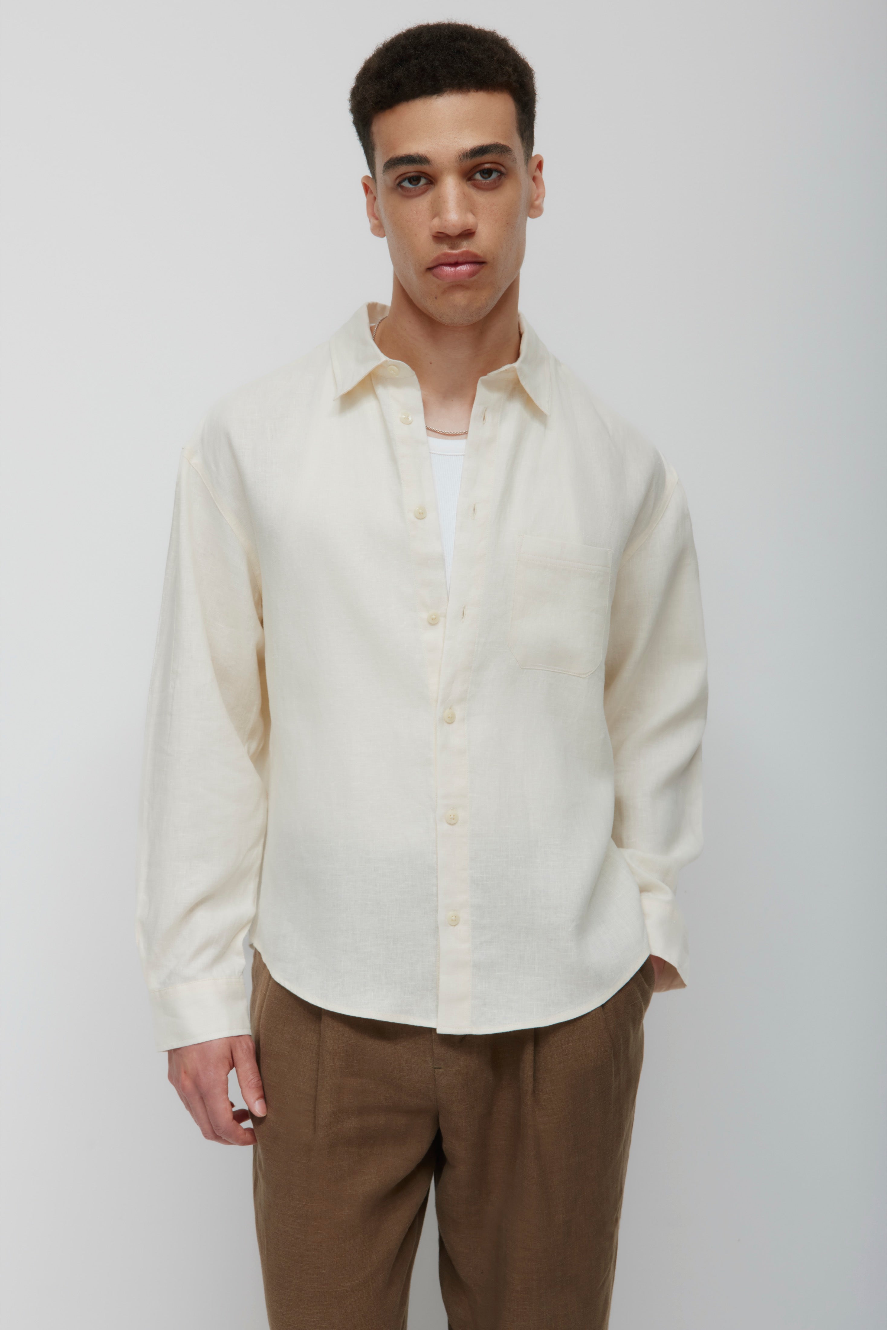 Chemise en lin Sila pour homme en naturel