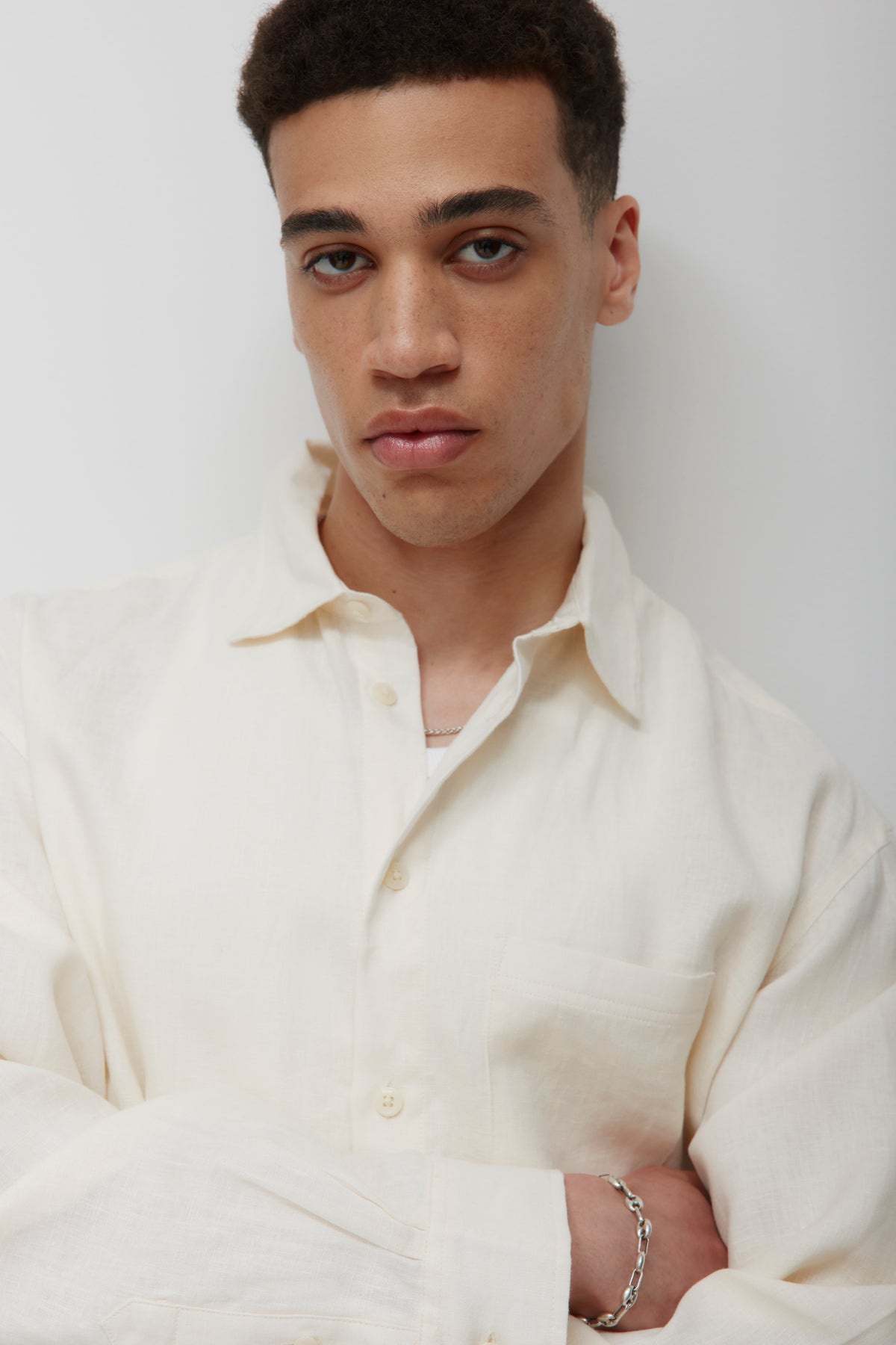 Chemise en lin Sila pour homme en naturel
