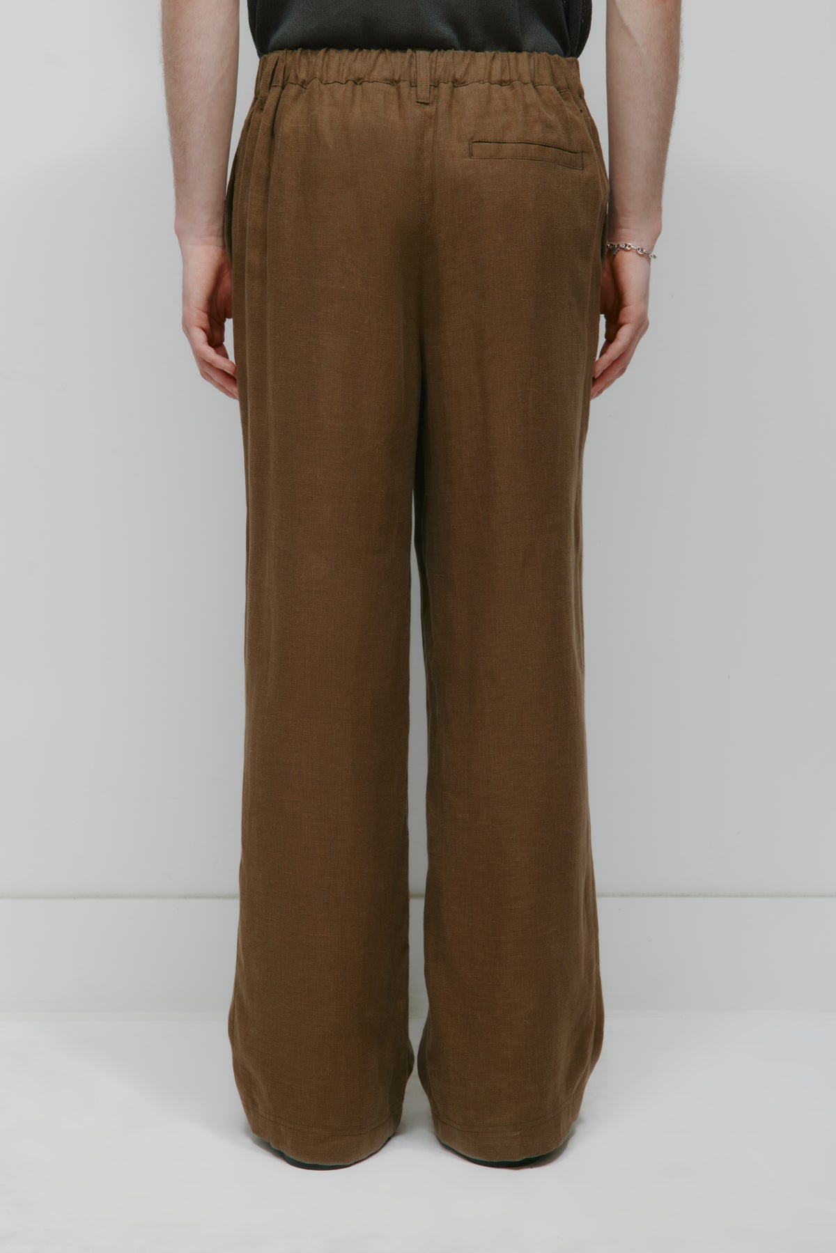 Men's Sila Linen Trouser in Teak