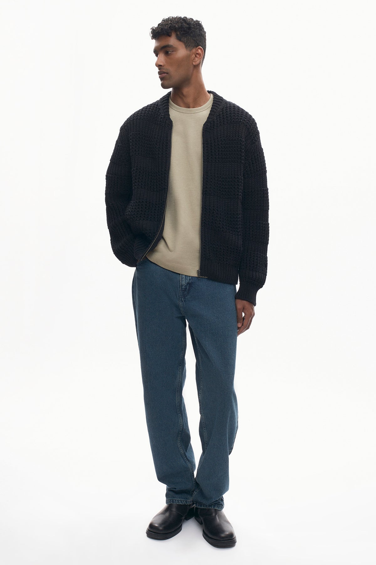Men's Grid Stitch Zip Sweater in Black