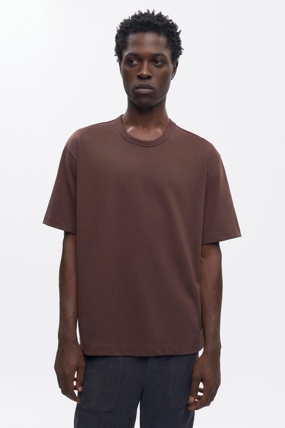 T-shirt à col rond pour homme en graine de café