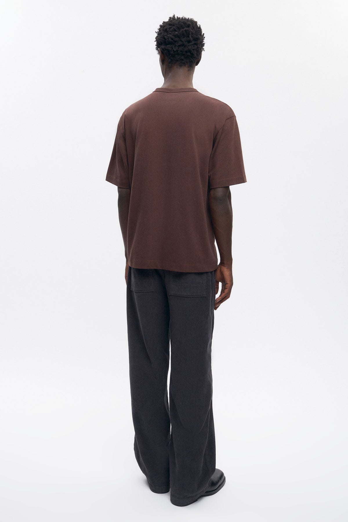 T-shirt à col rond pour homme en graine de café