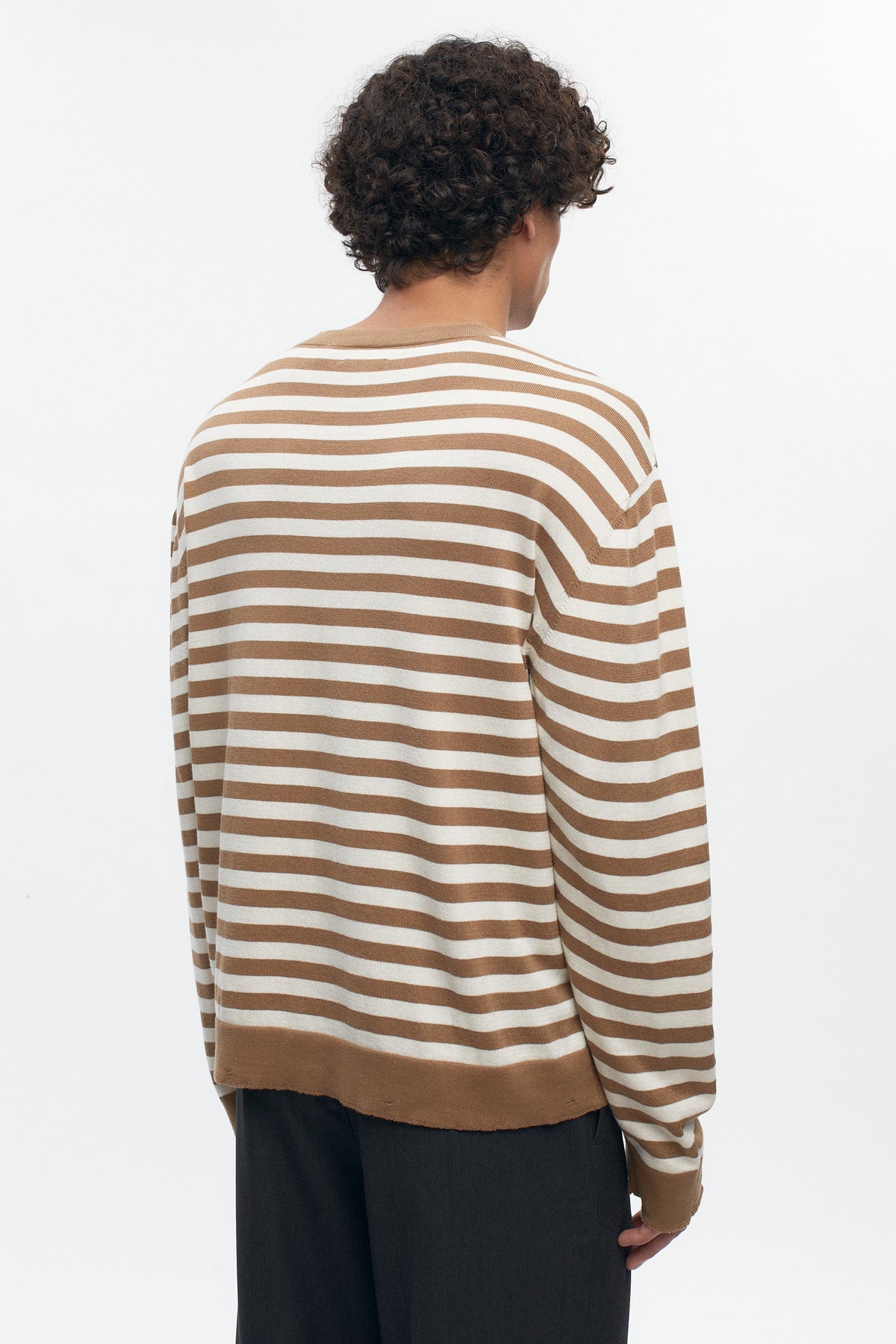 Pull à col rond léger pour homme en otter/Marshmallow Stripe