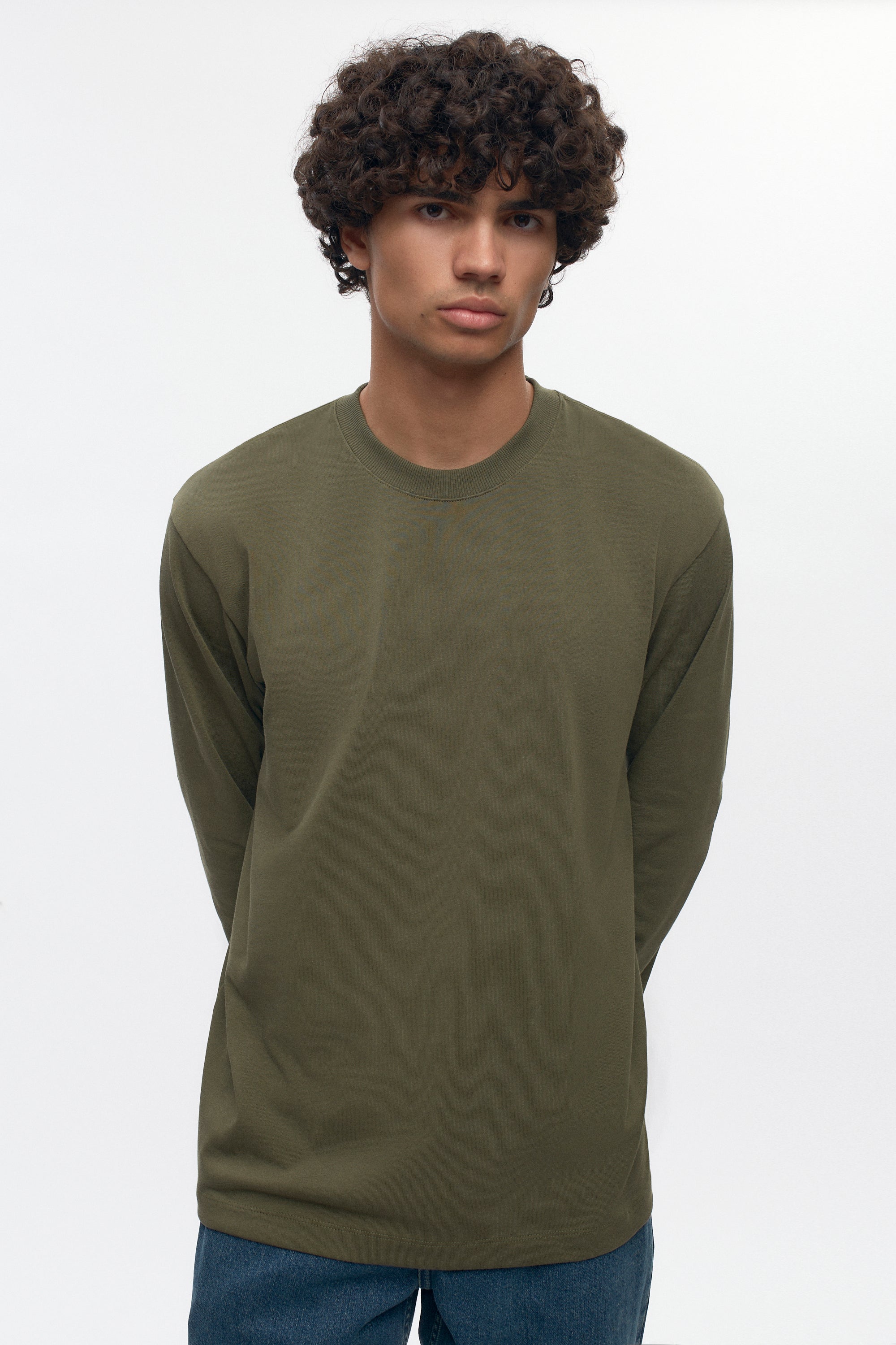 T-shirt à manches longues d'épaisseur moyenne pour hommes en olive