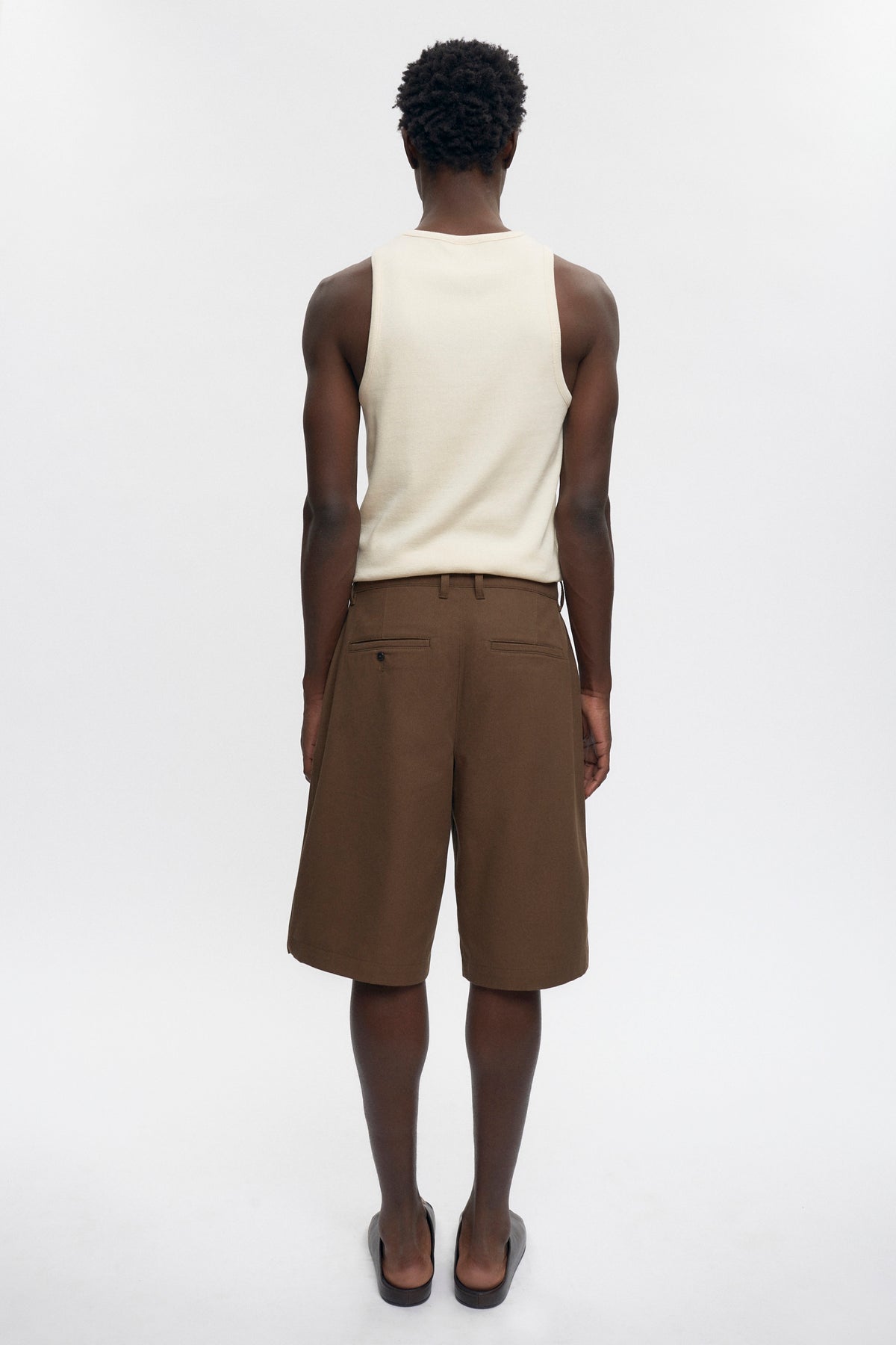 Twill Bermuda Shorts in Walnut
