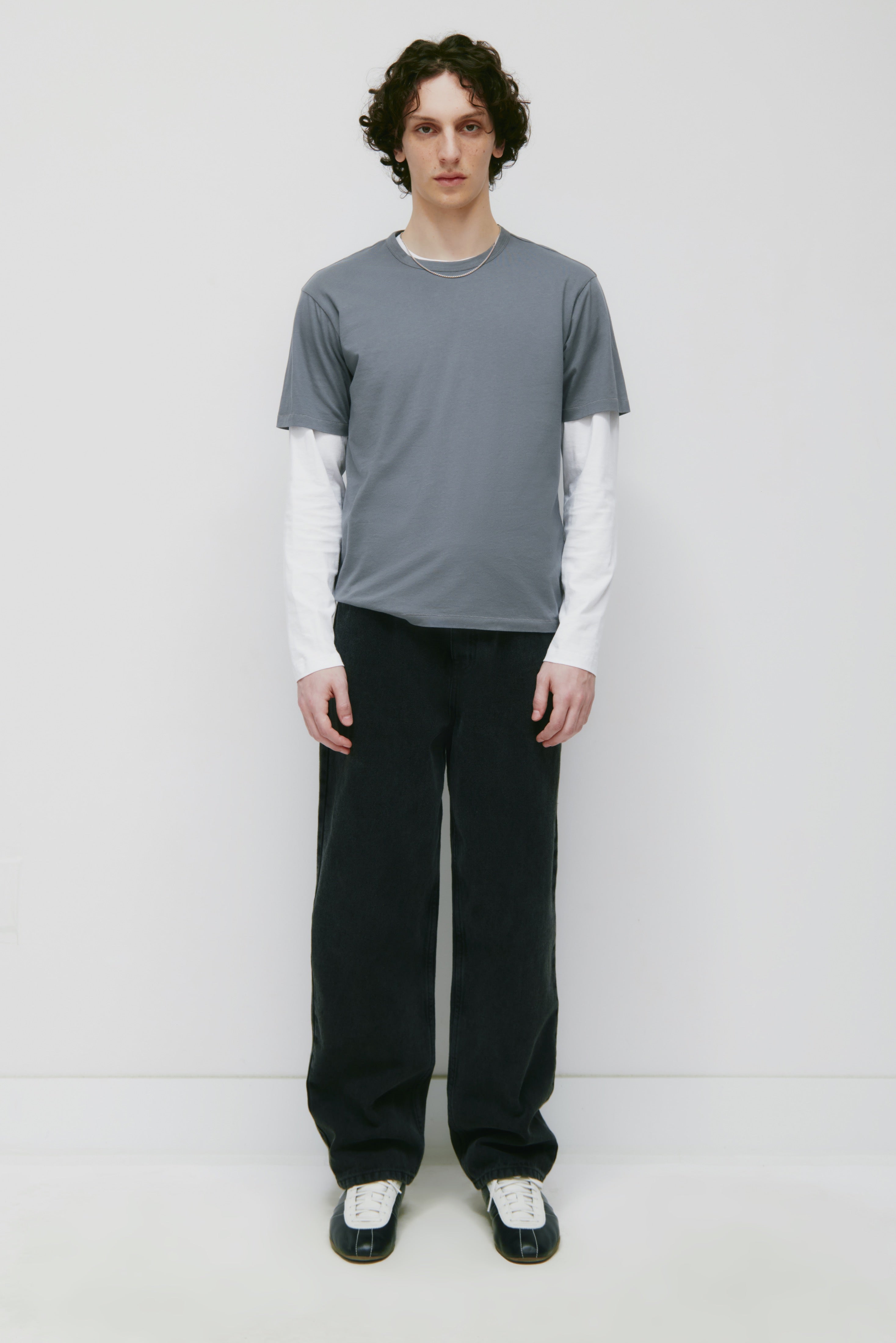 Jean Antifit en noir délavé