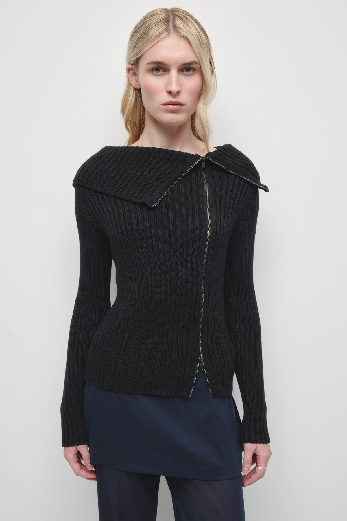 Model is 5’8” and is wearing a size XS.