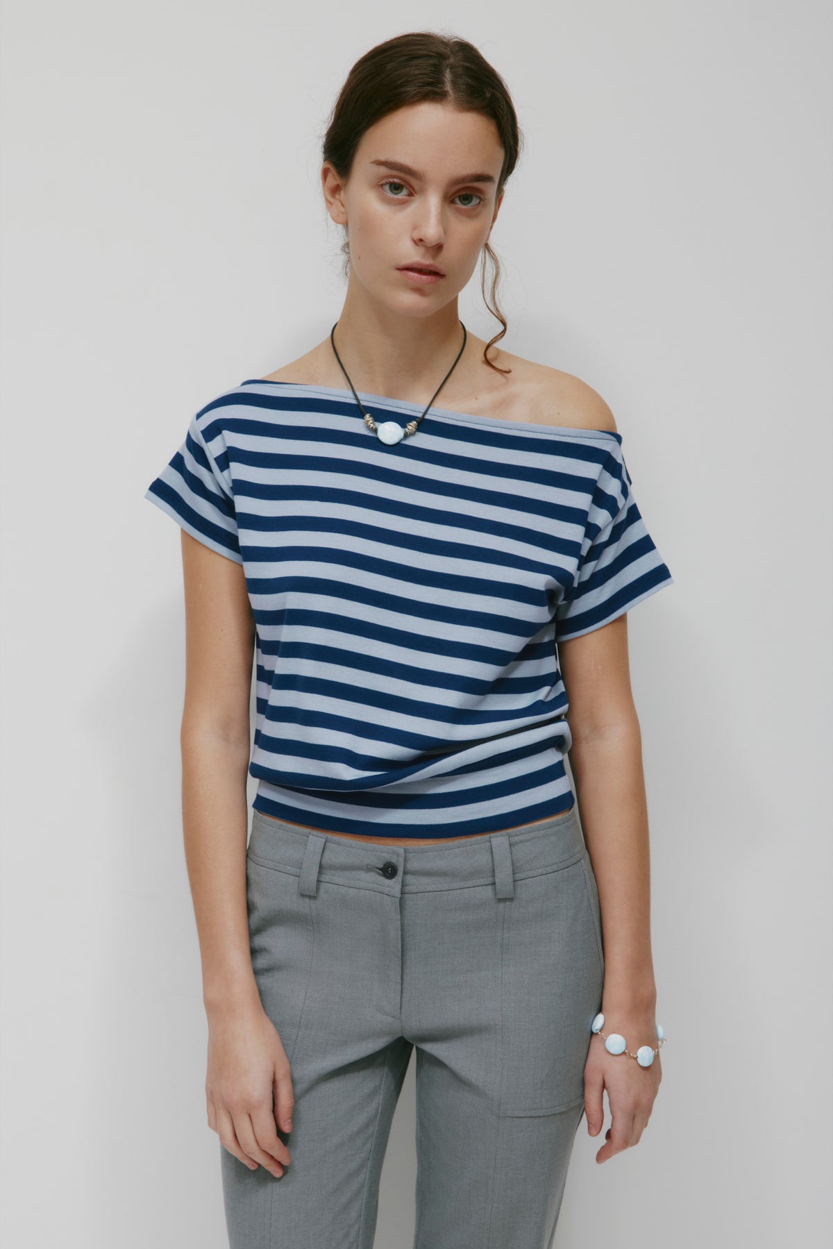 Model is 5’9” and is wearing a size XS.