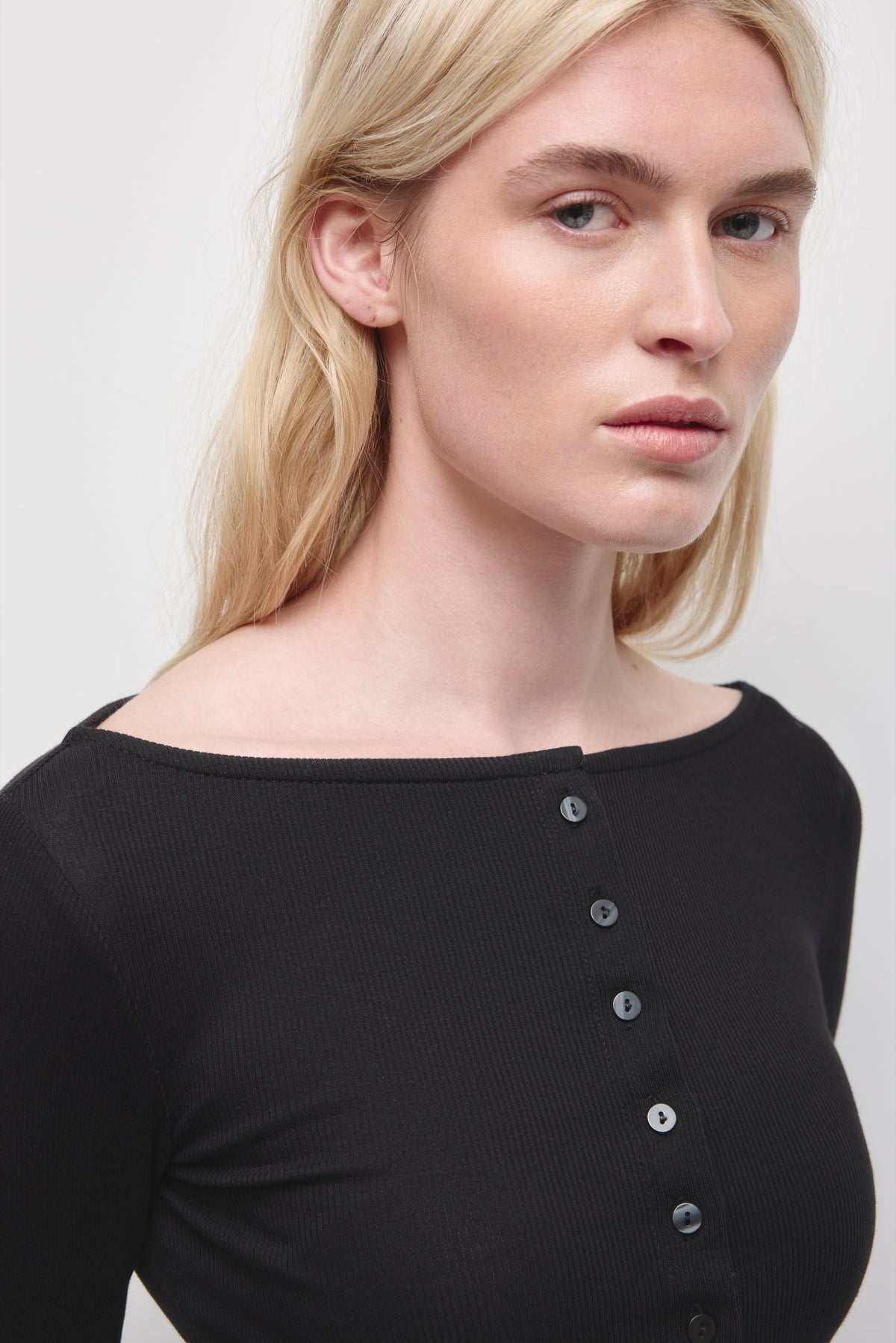 Women's Boatneck Cardigan in Black