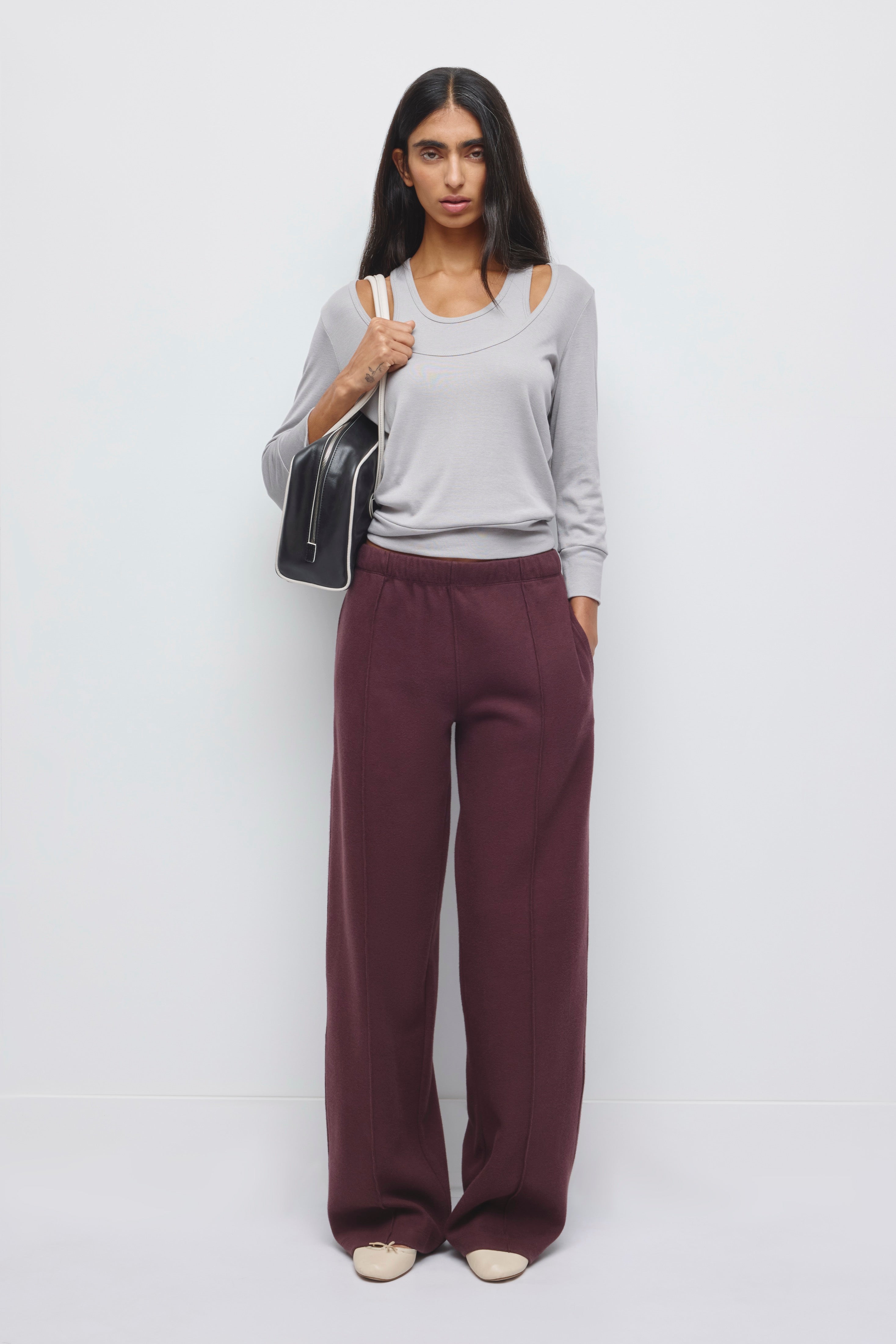 Pantalon de survêtement douillet pour femmes en prune chocolat
