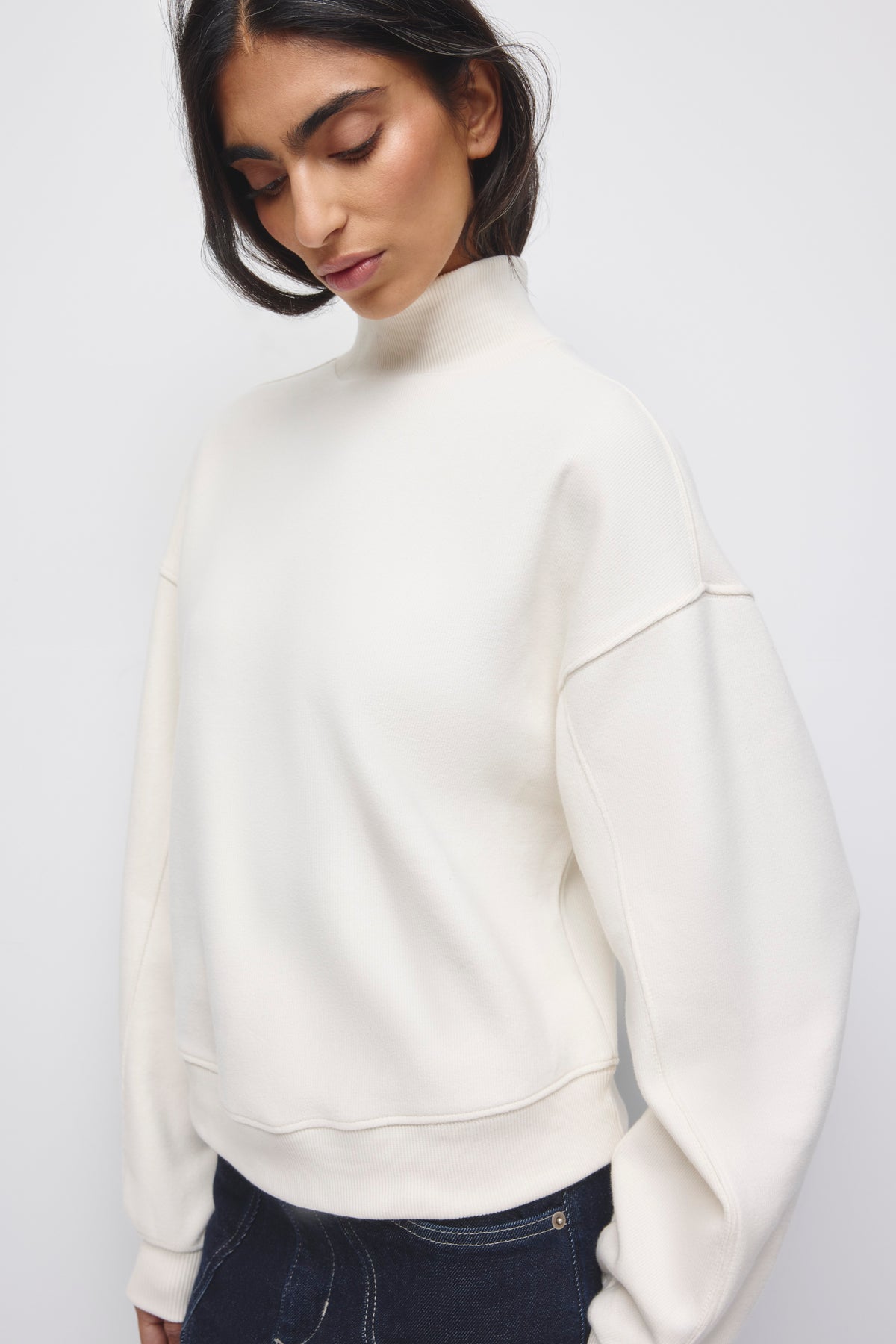 Women's Cozy Turtleneck in Marshmallow