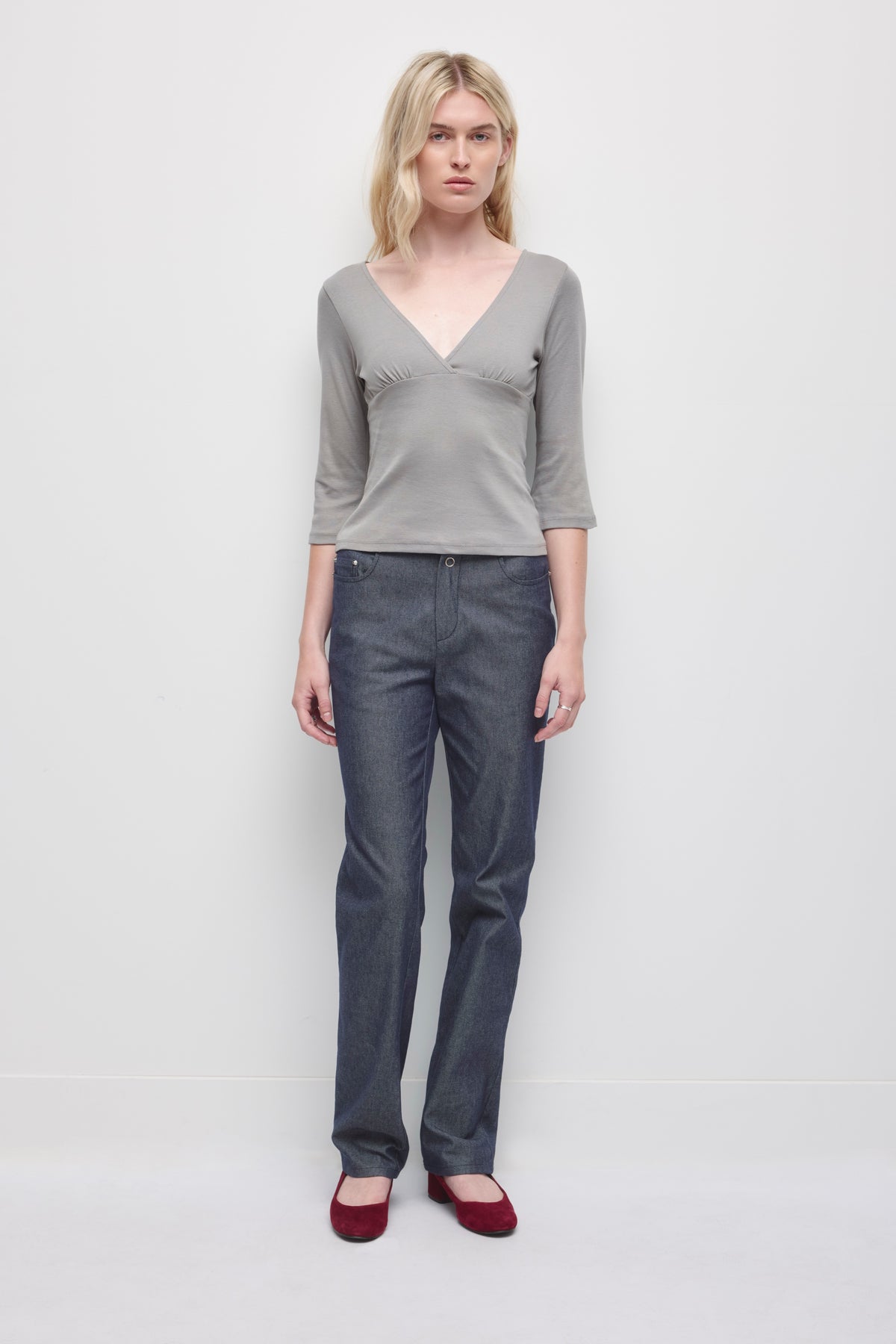 Women's Crossover 3/4 Sleeve Top in Gypsum