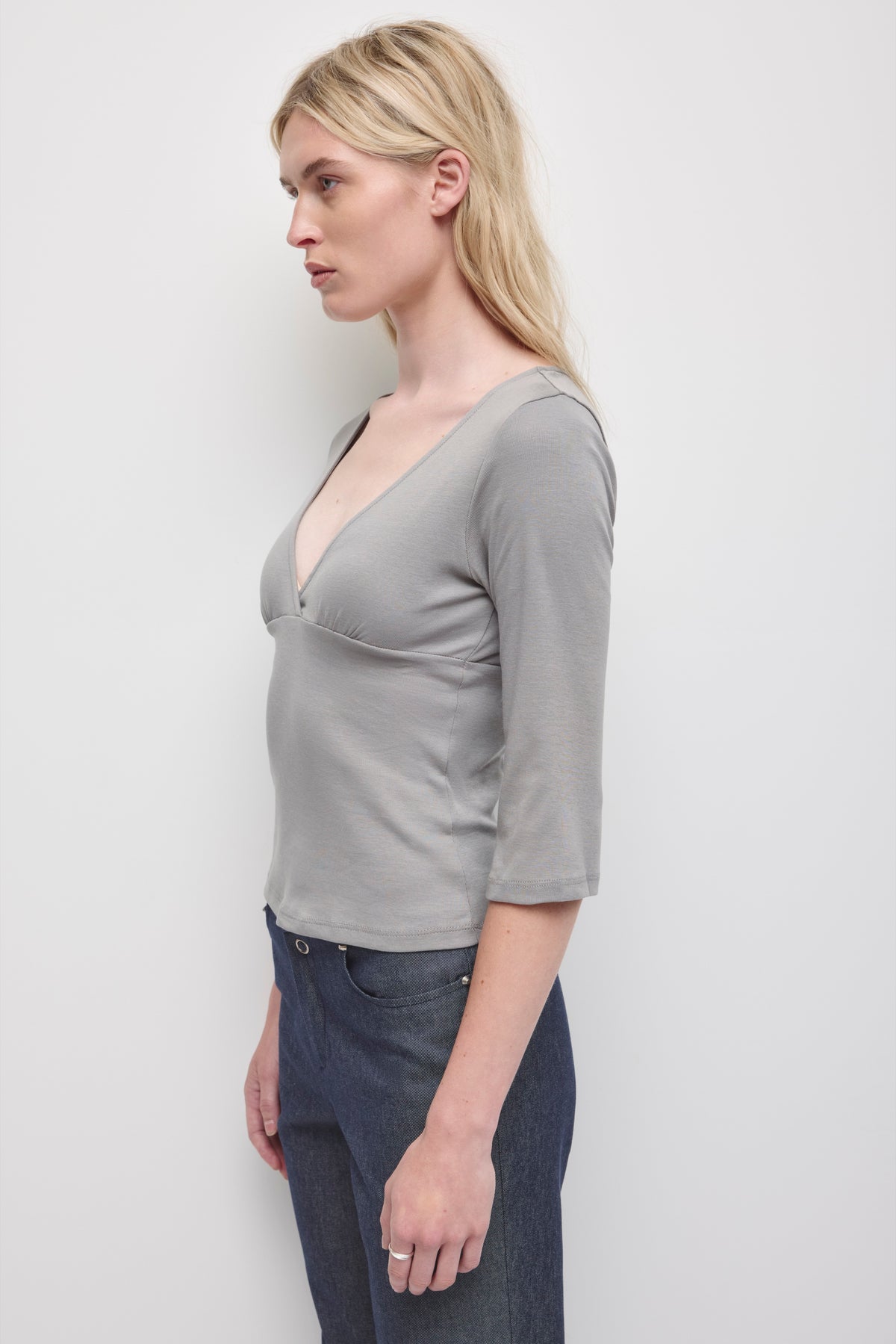 Women's Crossover 3/4 Sleeve Top in Gypsum