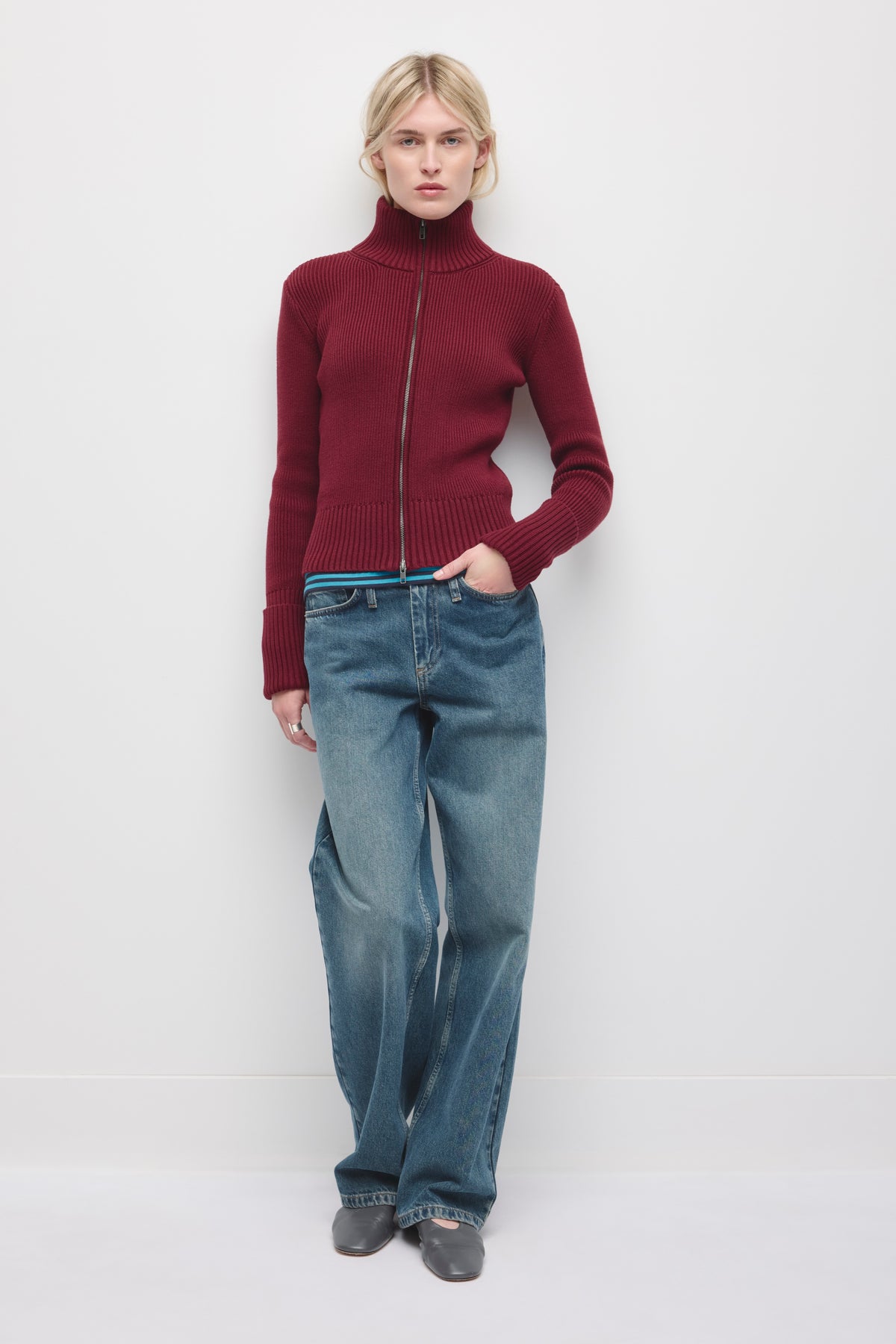 Women's Elara Zip-up Sweater in Tawny Port