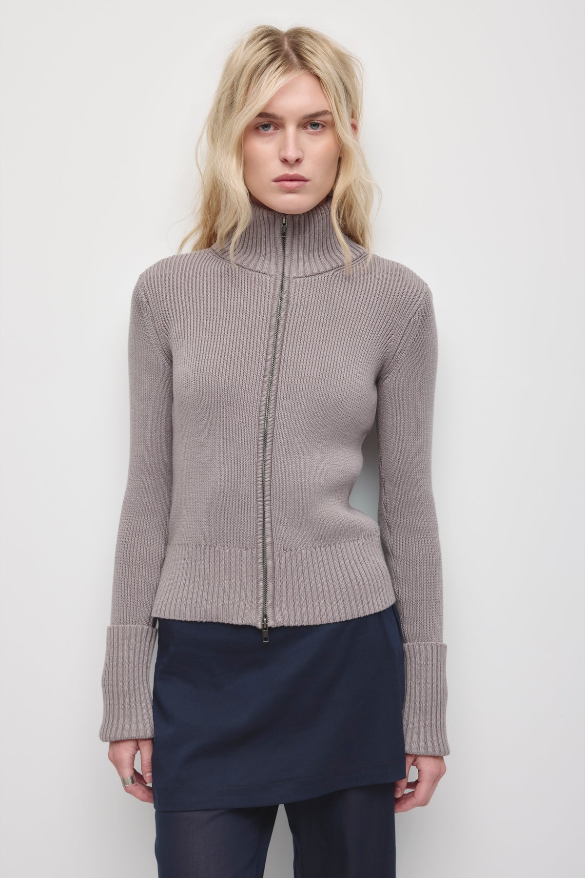 Model is 5'10" and wearing a size XS.