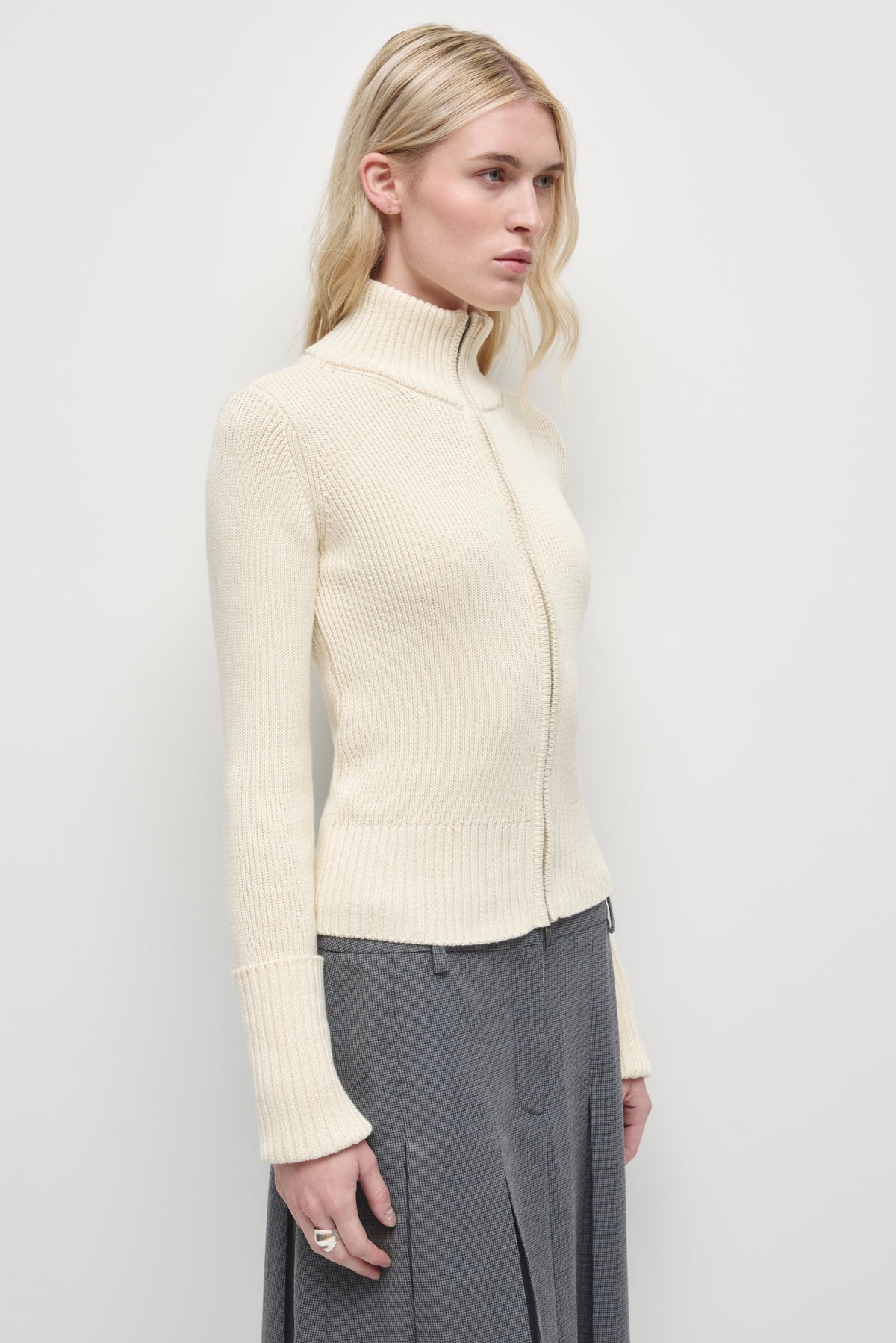 Women's Elara Zip-up Sweater in Marshmallow