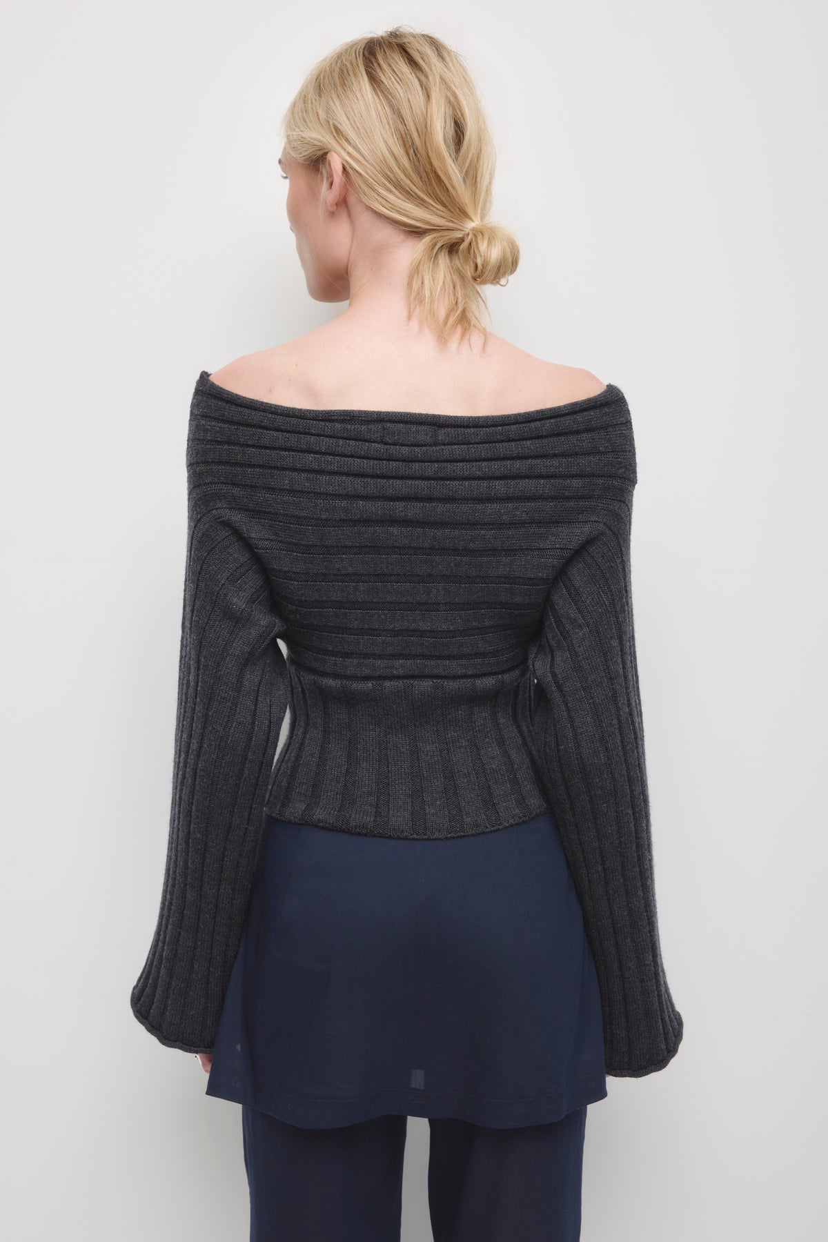 Women's Elina Convertible Sweater in Black Melange