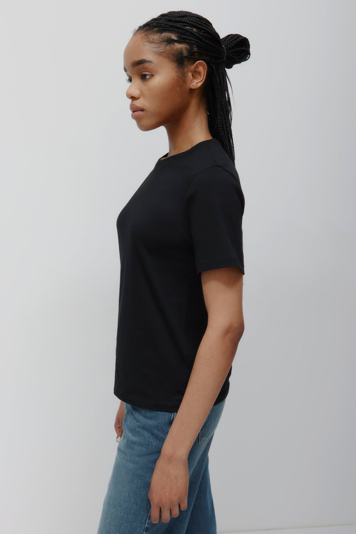 Coupe essentielle pour femmes en noir